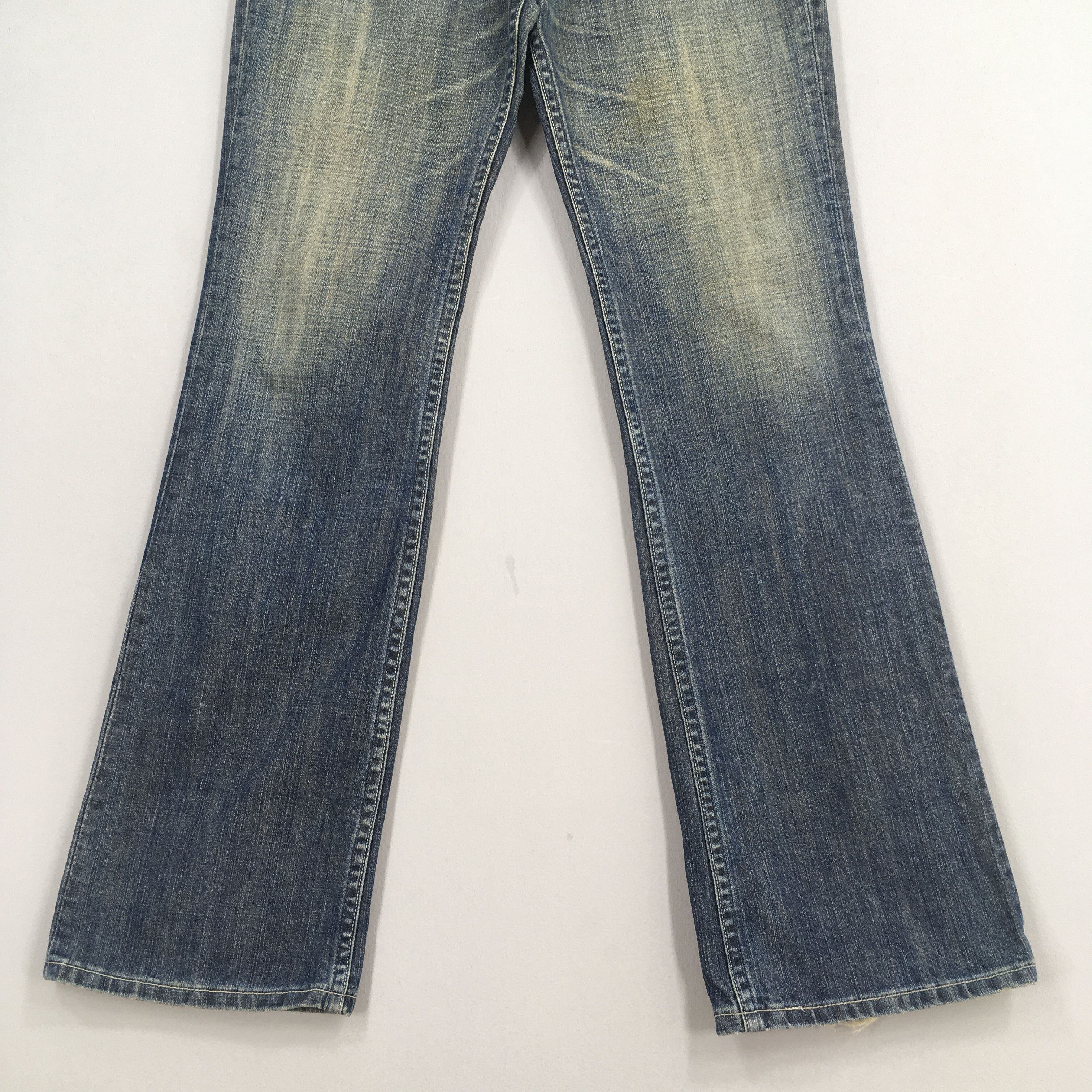 Levi's Size 29x32 Vintage Levi's 517 Bootcut Flare Jeans S778 Size US 29 - 4 Thumbnail