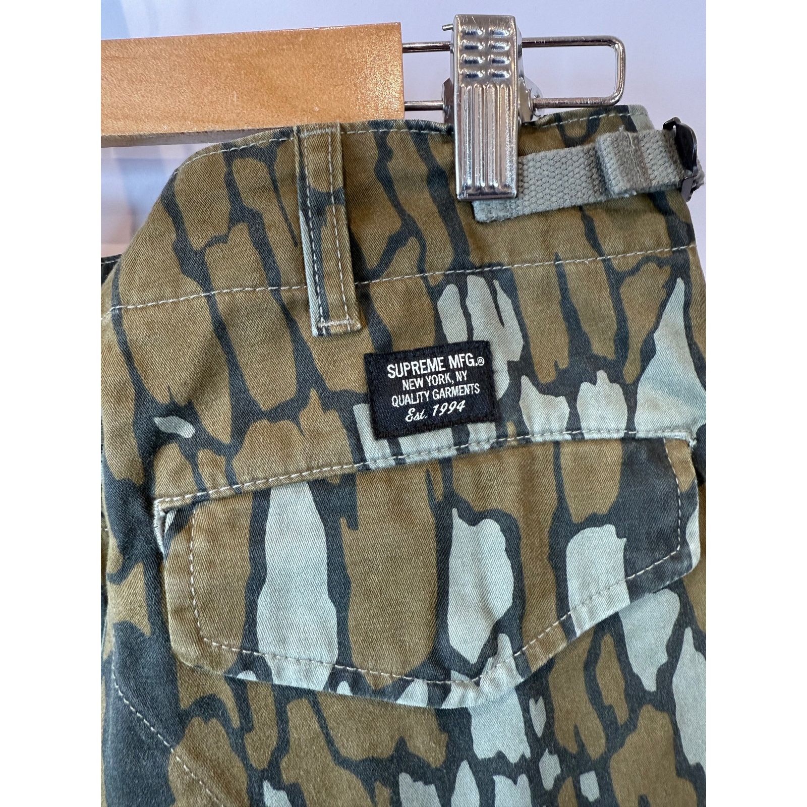 Supreme Supreme Camo Cargo Pants Used 34 Size US 34 / EU 50 - 4 Thumbnail