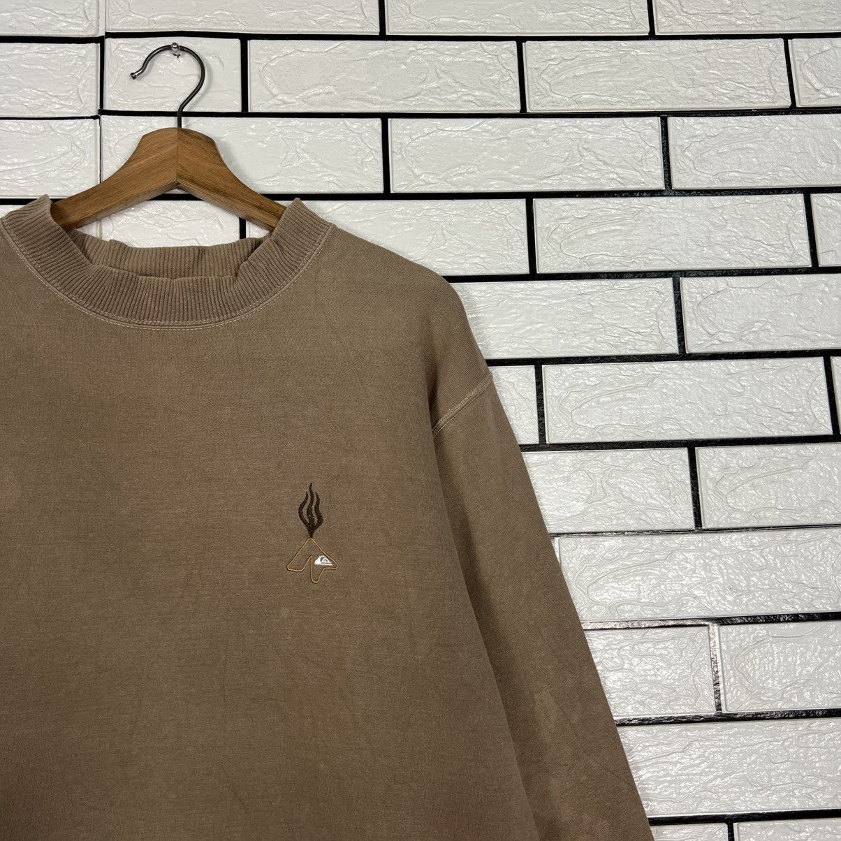Quiksilver Vintage 90's QUIKSILVER Crewneck Sweatshirt #4289-C195 Size US M / EU 48-50 / 2 - 4 Thumbnail