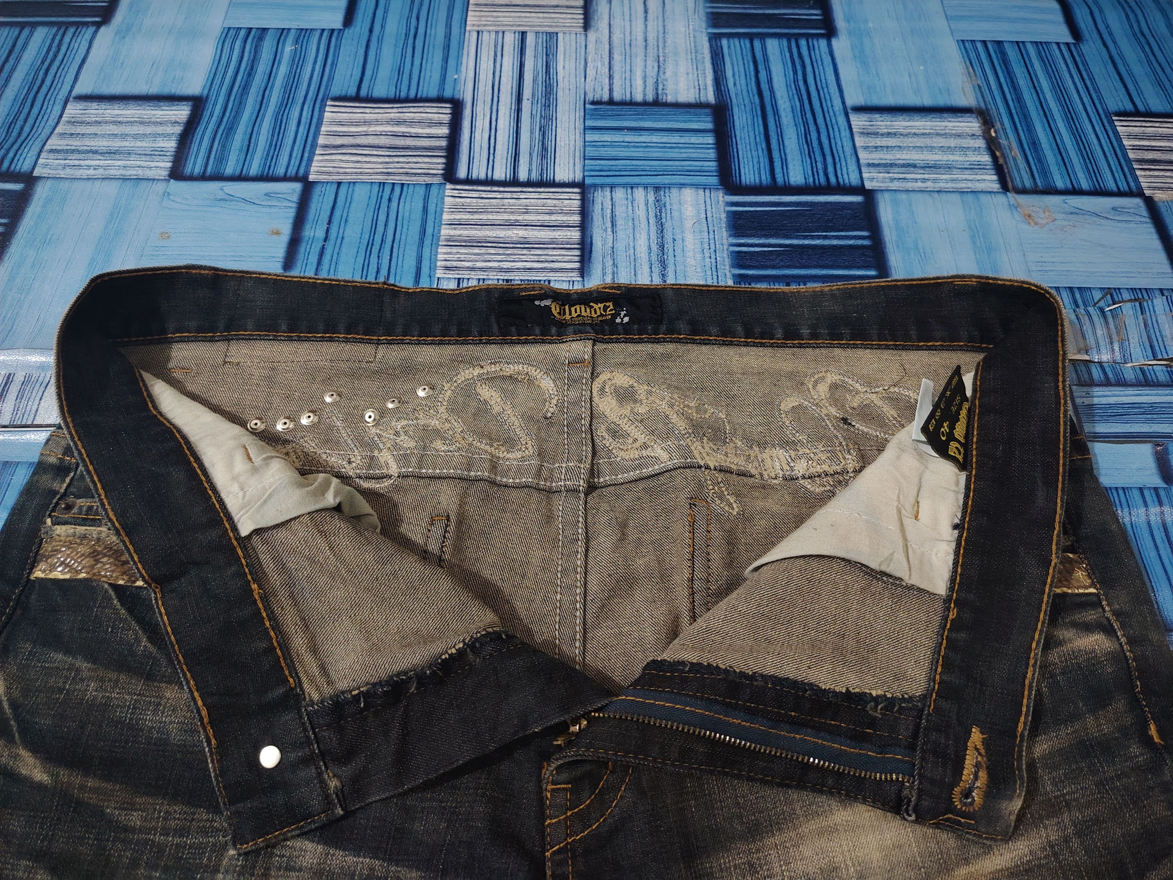 Rock Revival Japanese Cloud72 Denim Distressed Flared Jeans Cross Pocket Size US 40 / EU 56 - 9 Thumbnail