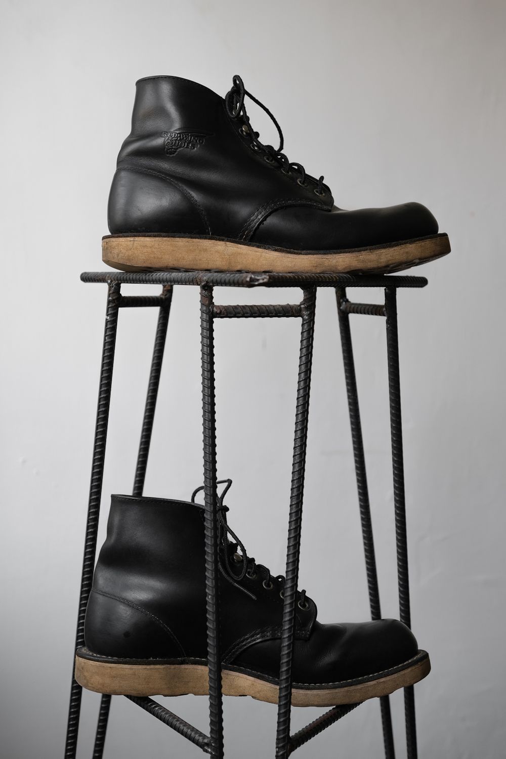 Red Wing Red Wing 8165 Classic Round Toe Leather Boots Size US 7.5 / EU 40-41 - 3 Thumbnail