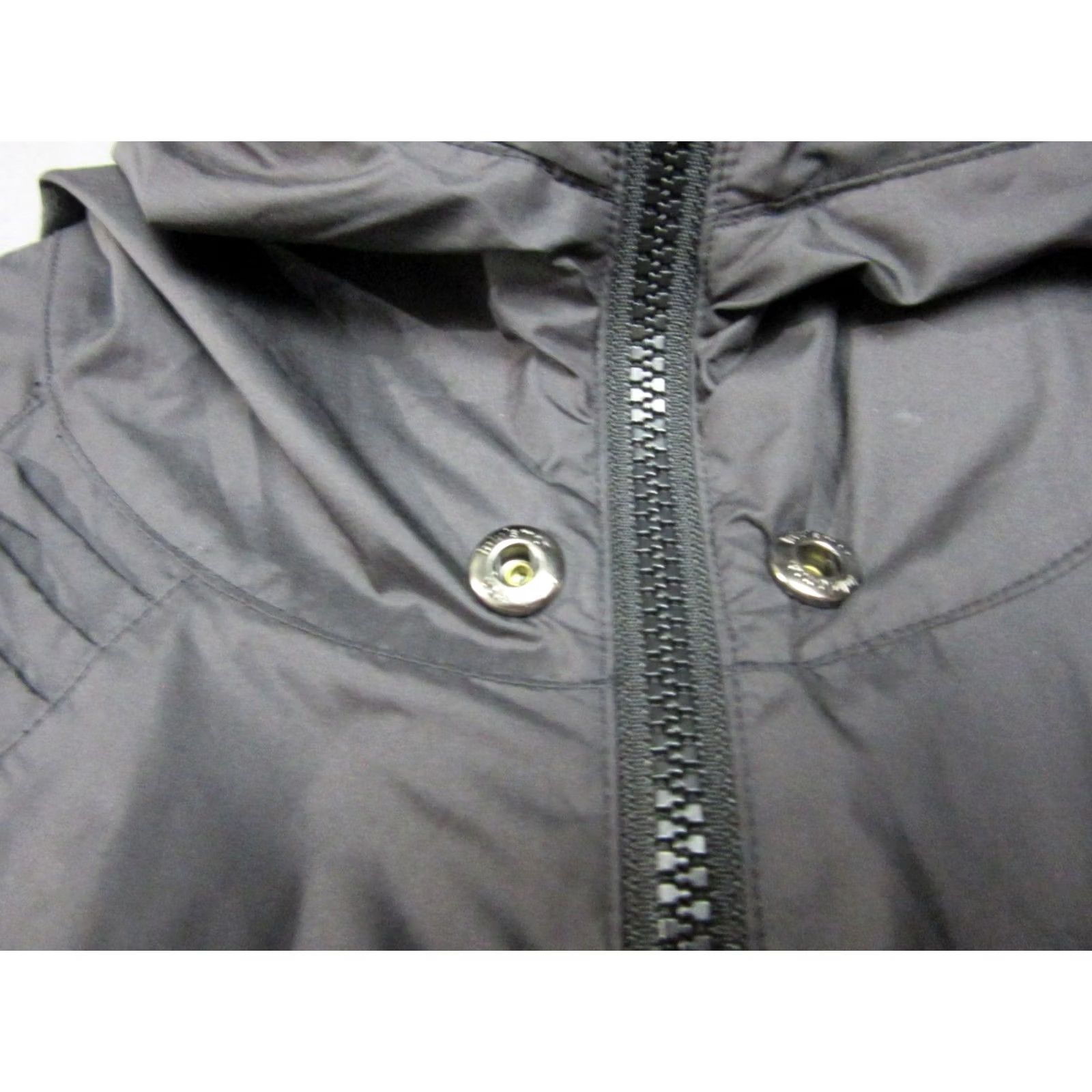 Lululemon Lululemon Jacket Womens 8 Black Hooded Full Zip Pleated Outdoor Windbreaker Size M / US 6-8 / IT 42-44 - 4 Thumbnail