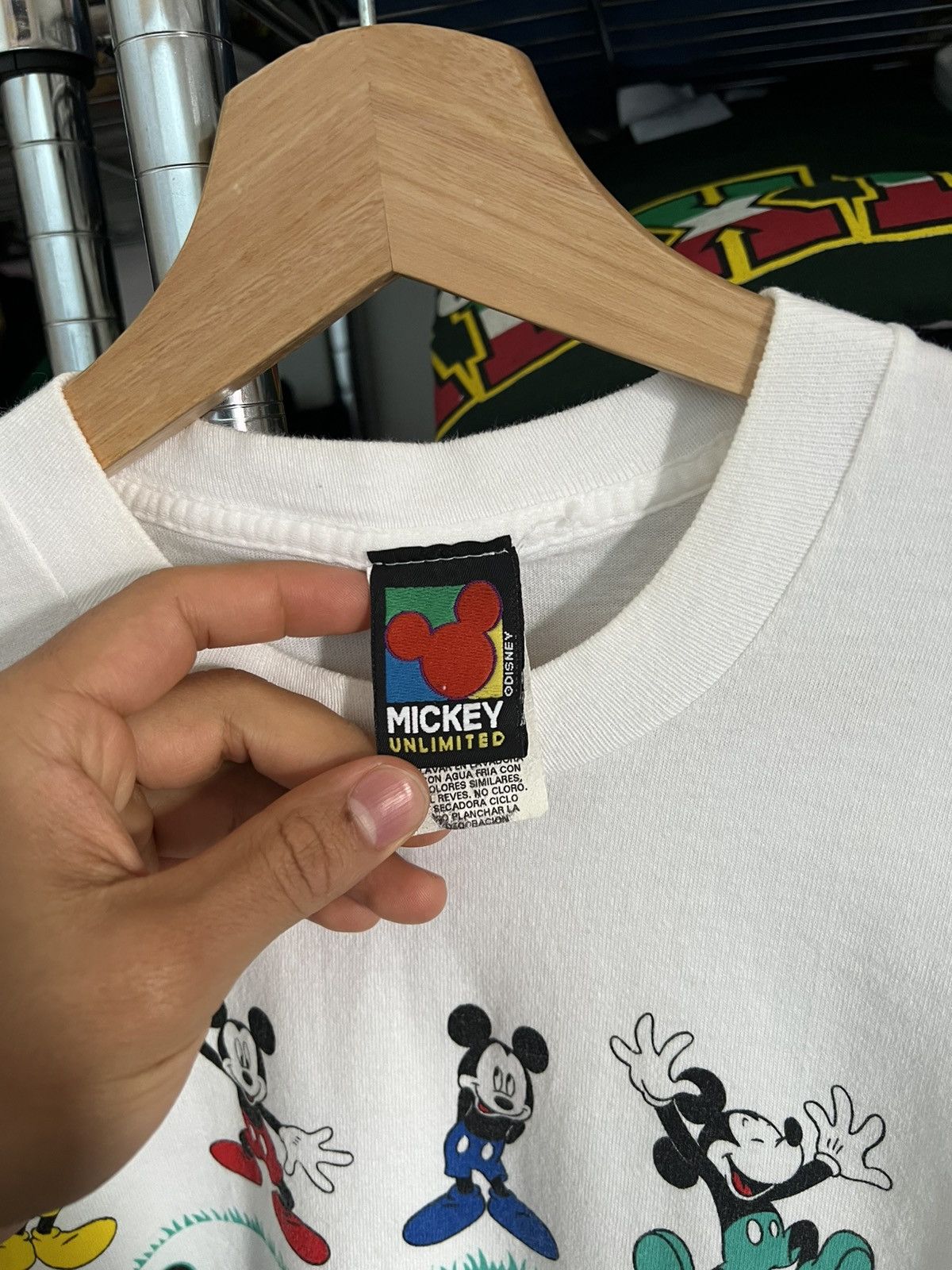 Mickey Unlimited 90s Mickey Mouse Single Stitch Disney Tee Size US L / EU 52-54 / 3 - 4 Thumbnail