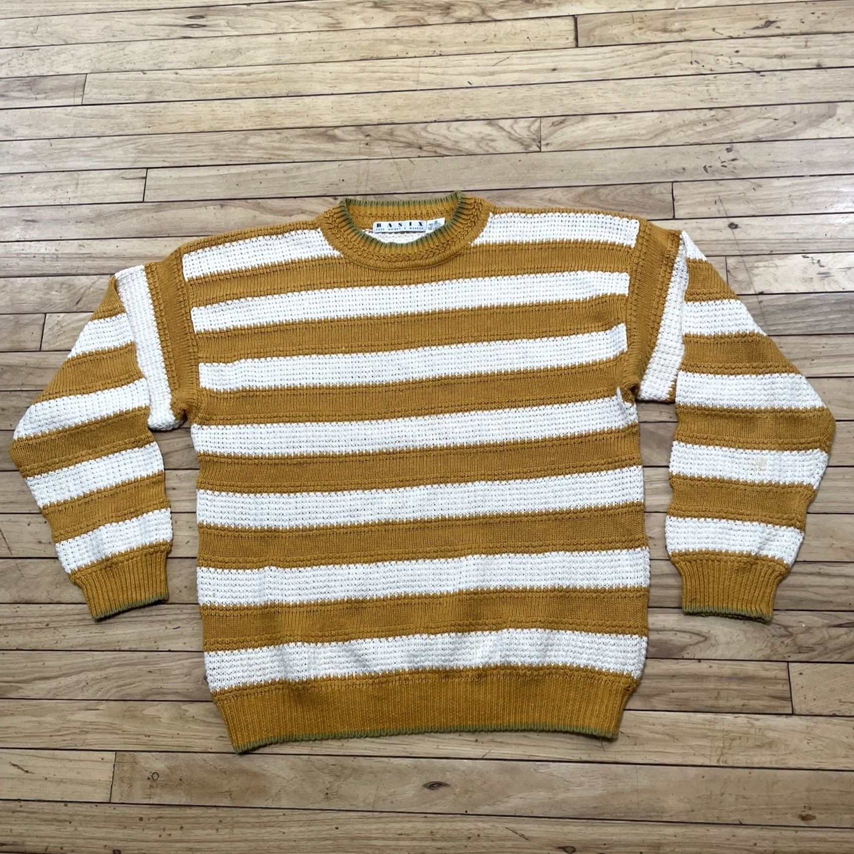 Vintage VINTAGE Basix Fenn Wright & Manson Sweater Men M Gold Cream Chunky Knit 1970s Size US M / EU 48-50 / 2 - 3 Thumbnail