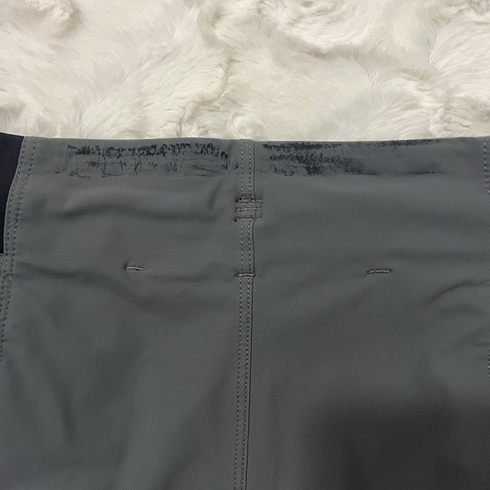 Lululemon Lululemon Shorts Mens Small Gray Black Pace Breaker Lined Size US 26 / EU 42 - 9 Thumbnail
