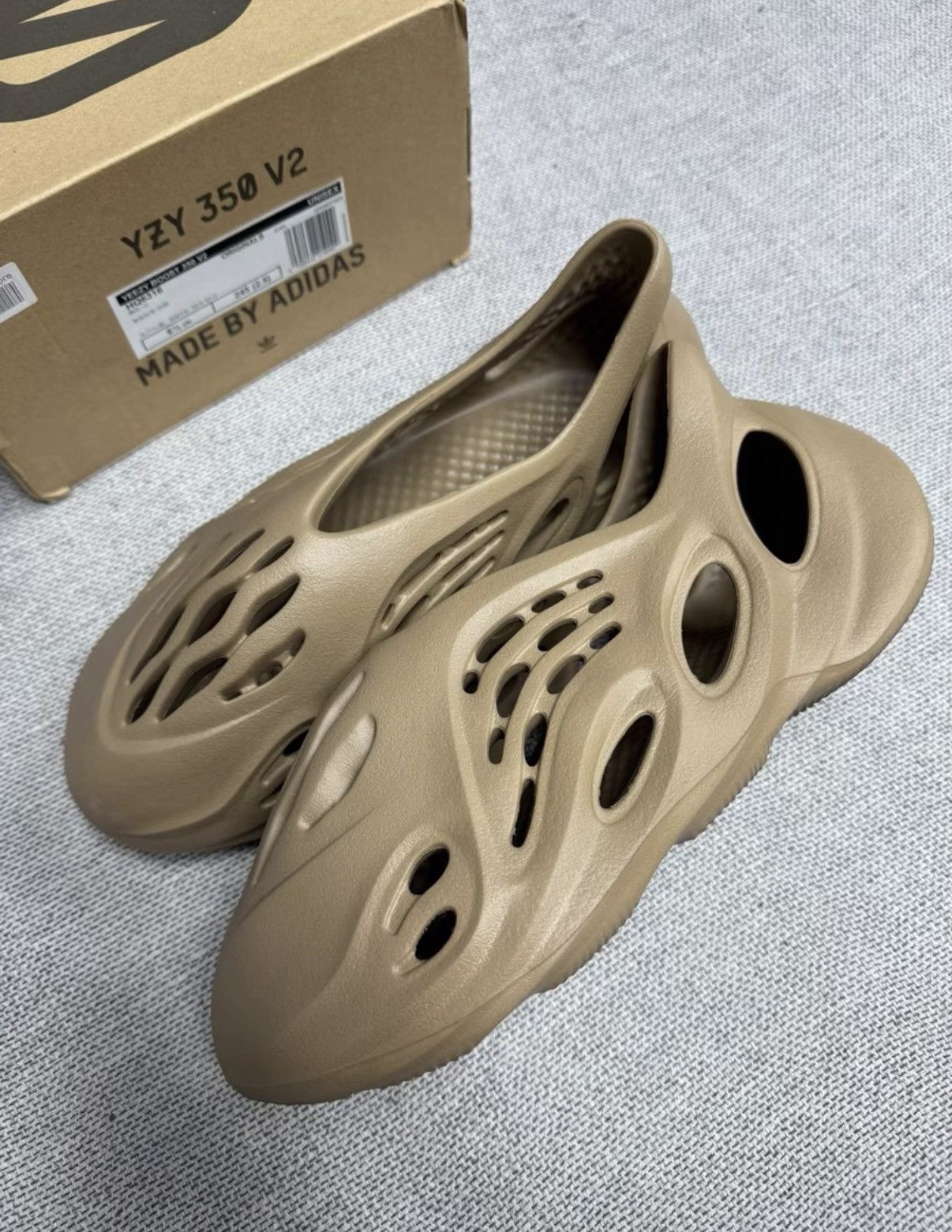 Adidas Adidas Yeezy Foam Runner Clay Taupe K37 Size US 10.5 / EU 43-44 - 7 Thumbnail