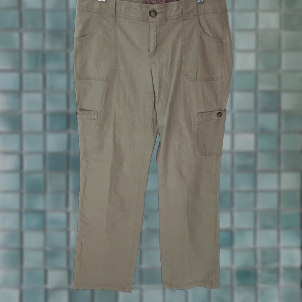 Dockers DOCKERS Womens Cargo Pants Low Rise Brown Size 10M 34X30 Casual Travel Size 32" / US 10 / IT 46 - 1 Thumbnail