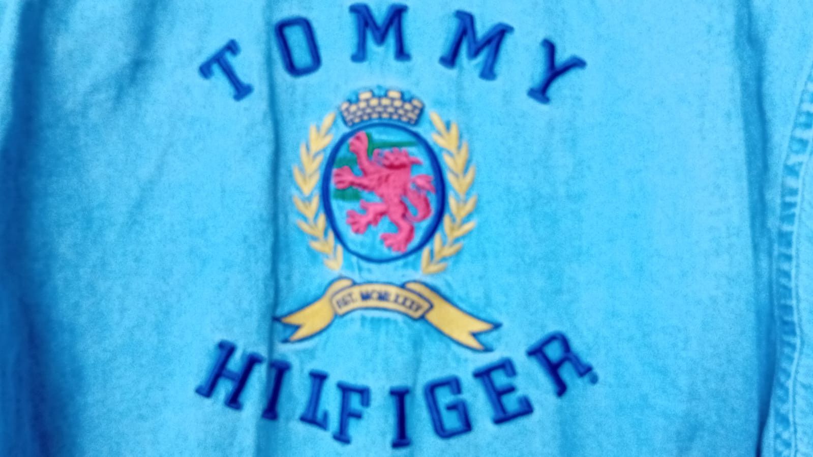 Tommy Hilfiger × Vintage Tommy Hilfiger Vintage Denim Shirt Big Back Spell Out sz L Size US L / EU 52-54 / 3 - 3 Thumbnail