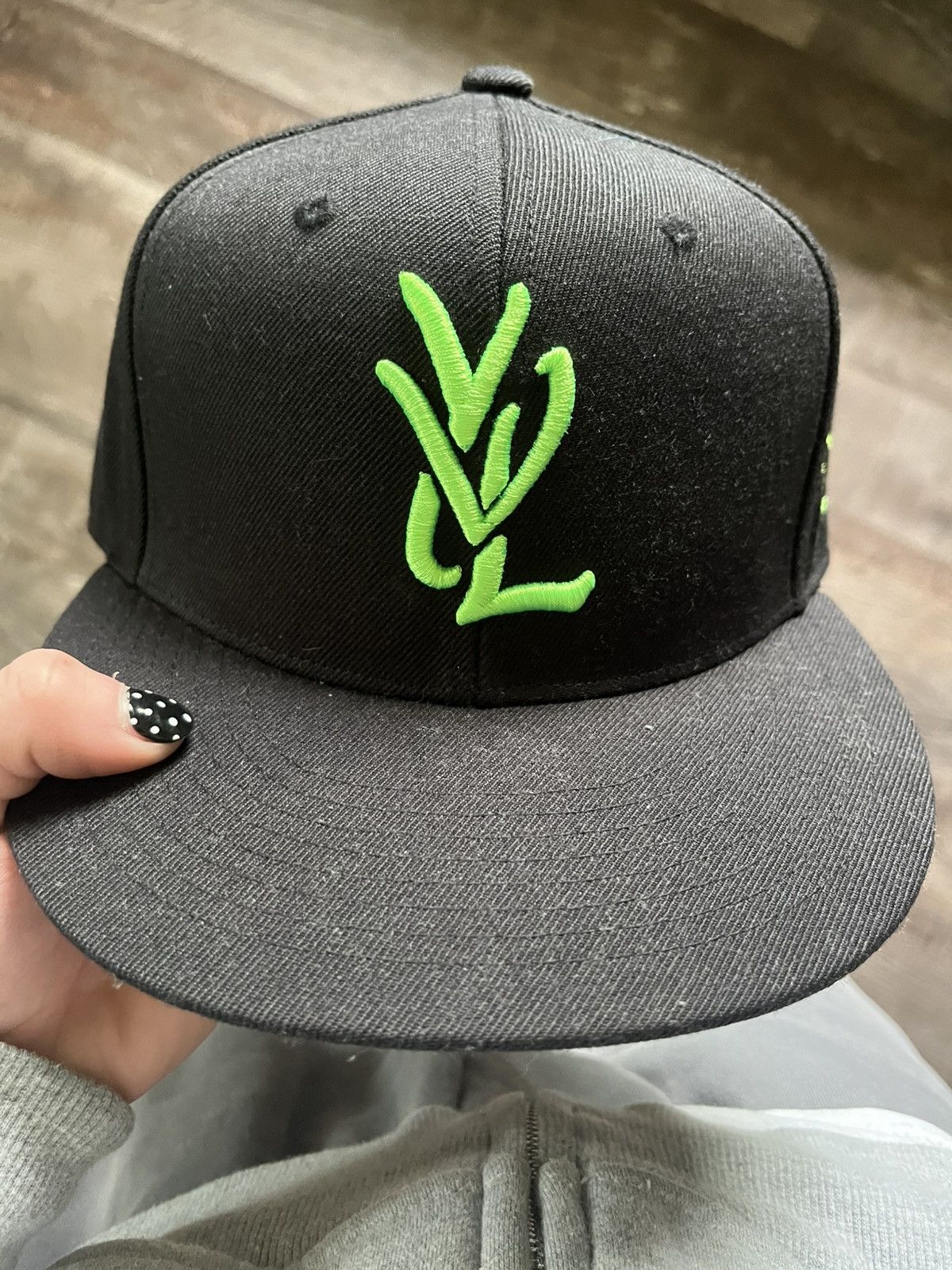 Other YVL Hat SIZE 7 Size ONE SIZE - 1 Thumbnail