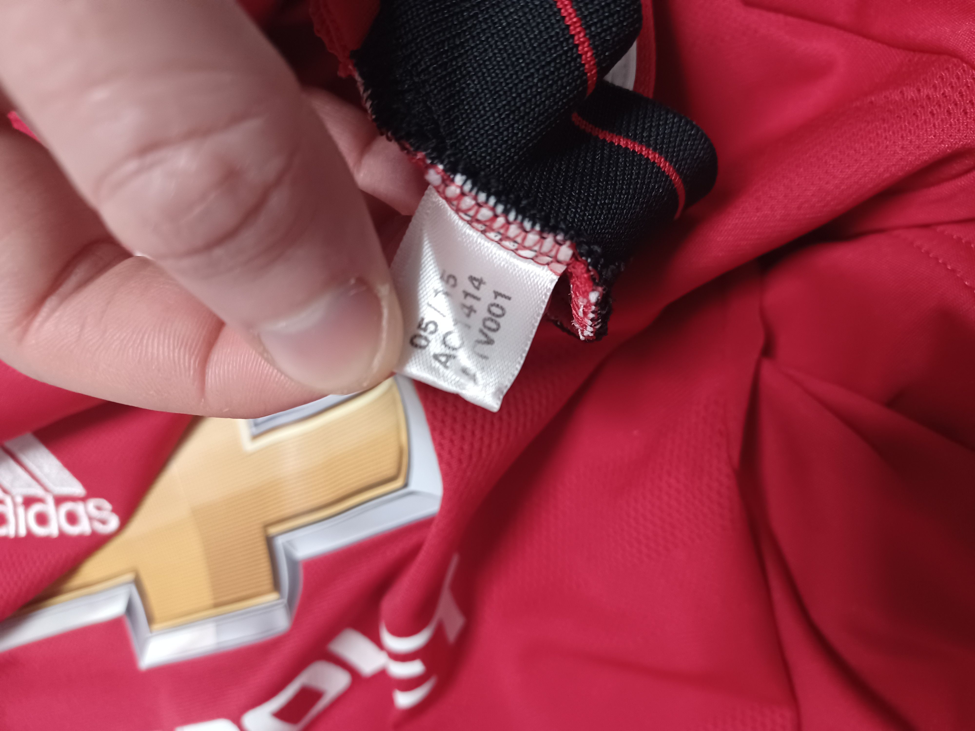 Adidas 2015-2016 MAN UNITED JERSEY SOCER FOOTBALL ADIDAS Size US S / EU 44-46 / 1 - 7 Thumbnail