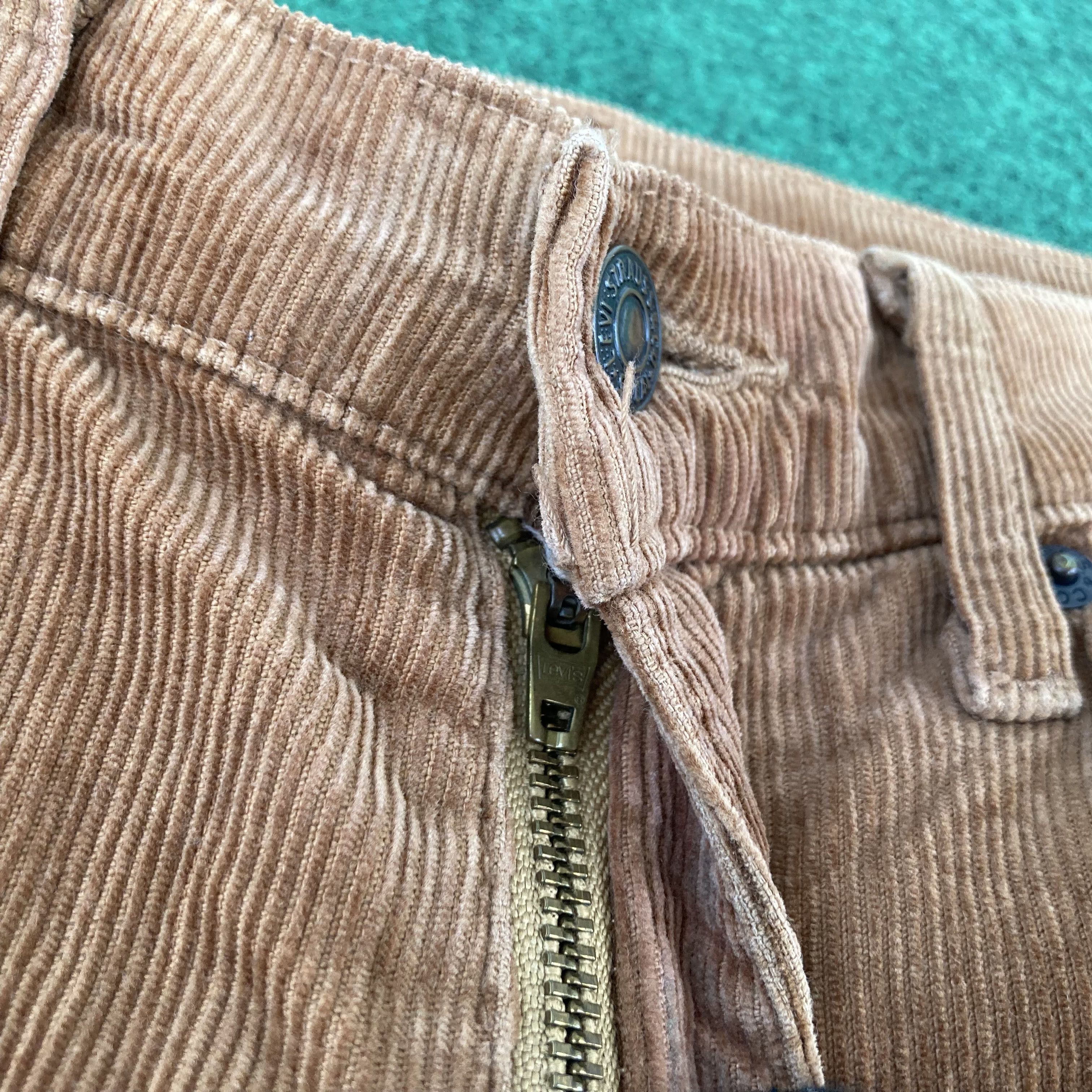 Designer × Levi's × Vintage Vtg Levis 517 Corduroy Sz 29 Bootcut Flared Faded Jeans Size US 29 - 5 Thumbnail