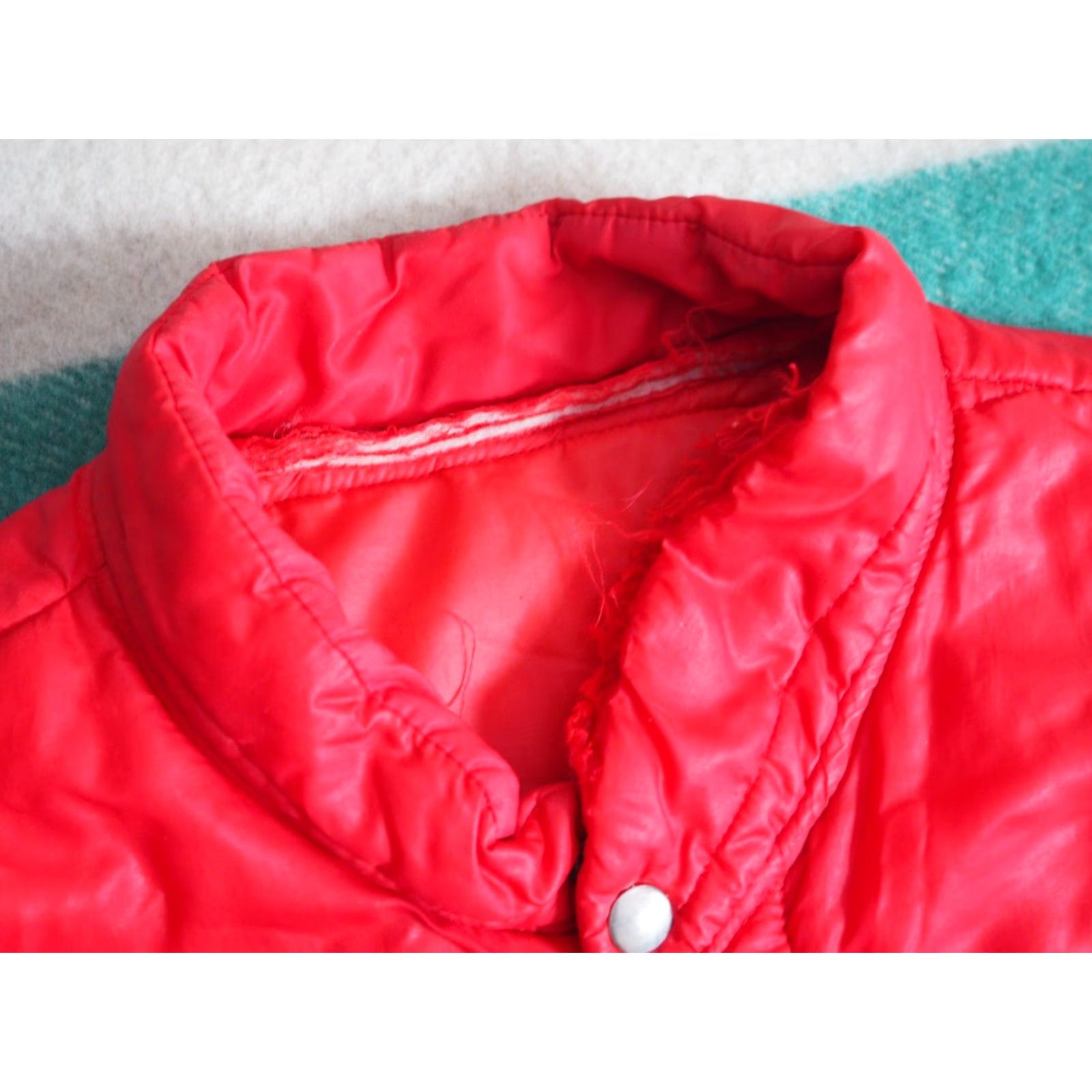 Vintage VTG 70s Rustic Barn Red Oly Beer Washington Patch Snap Puffer Vest Mens XL Size US XL / EU 56 / 4 - 5 Thumbnail
