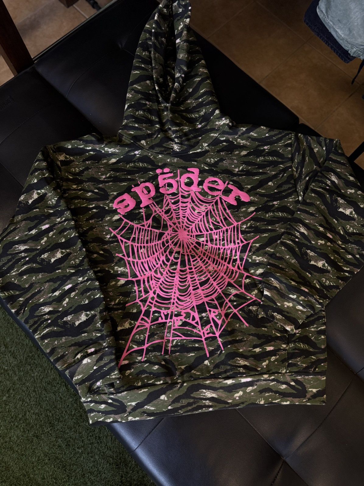 Sp5der Worldwide Green Camo Hoodie Size XL (NEW) Menswear