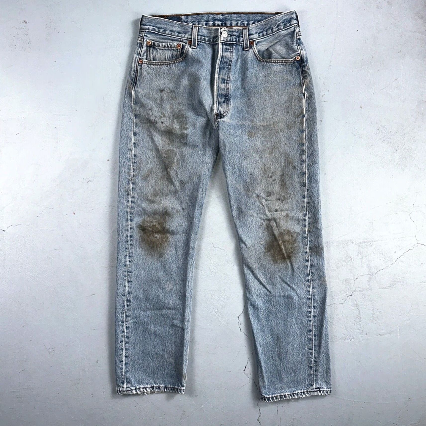 Levi's Levi's 501 Jeans Straight Levi's 501 Vintage Y2K 90s Light Blue Wash 33x30 Regular Men Jeans Size US 33 - 2 Thumbnail