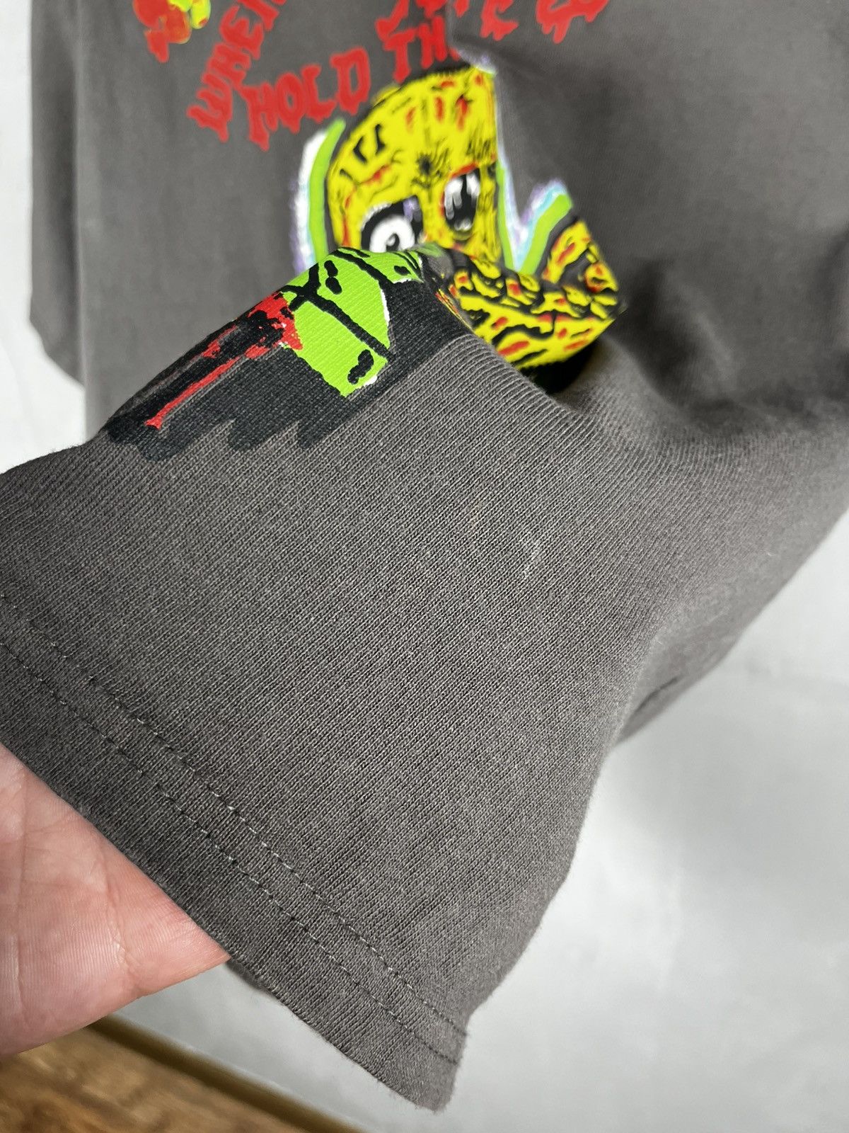 Vintage Yeezy Kanye west XXXTENTACION Hold the gate t-shirt Size US L / EU 52-54 / 3 - 6 Thumbnail