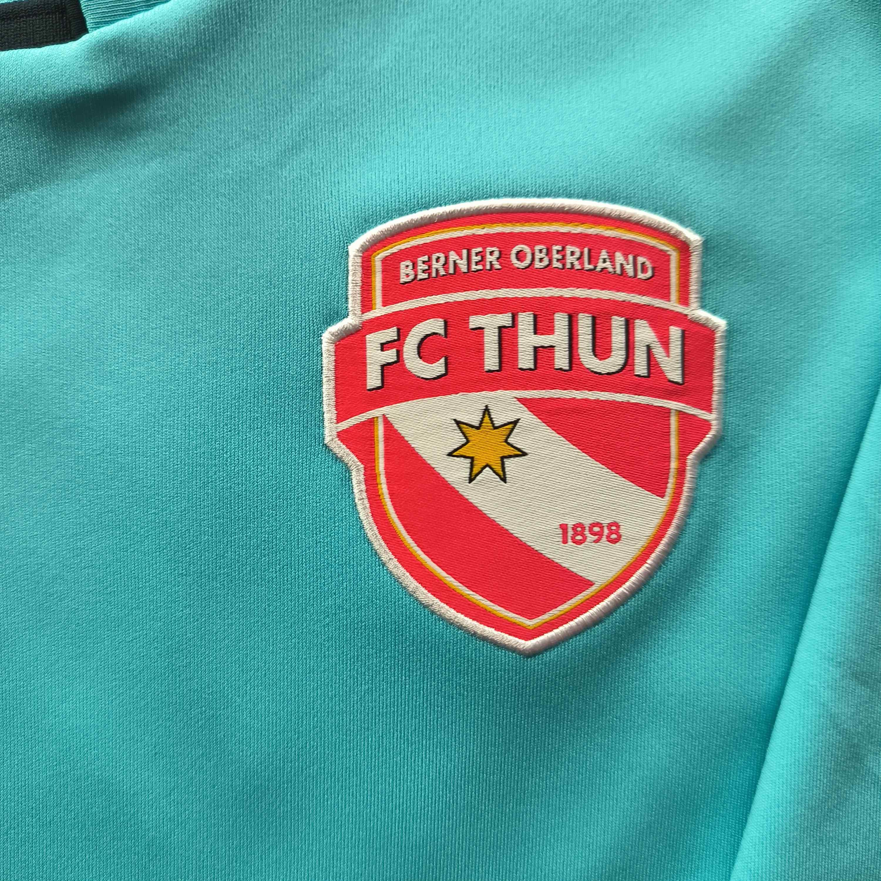 Macron FC Thun 2019-20 Macron away #14 football jersey size L Size US L / EU 52-54 / 3 - 3 Thumbnail
