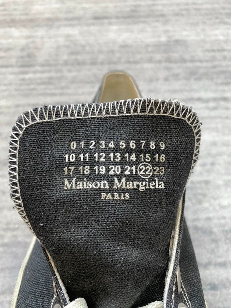 Maison Margiela Maison Margiela Split-toed pig's foot shoes canvas shoes Size US 5.5 / IT 35.5 - 7 Thumbnail