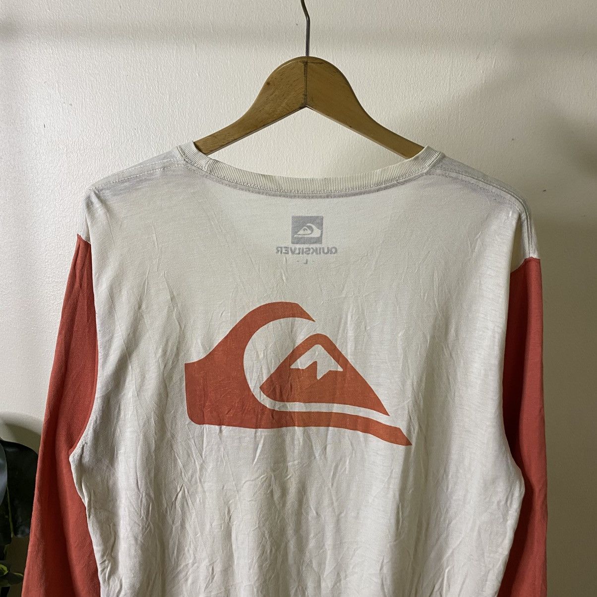 Quiksilver Y2K Quiksilver Big Back Logo 3Qr Raglan T Shirt Surf Style Size US L / EU 52-54 / 3 - 2 Thumbnail
