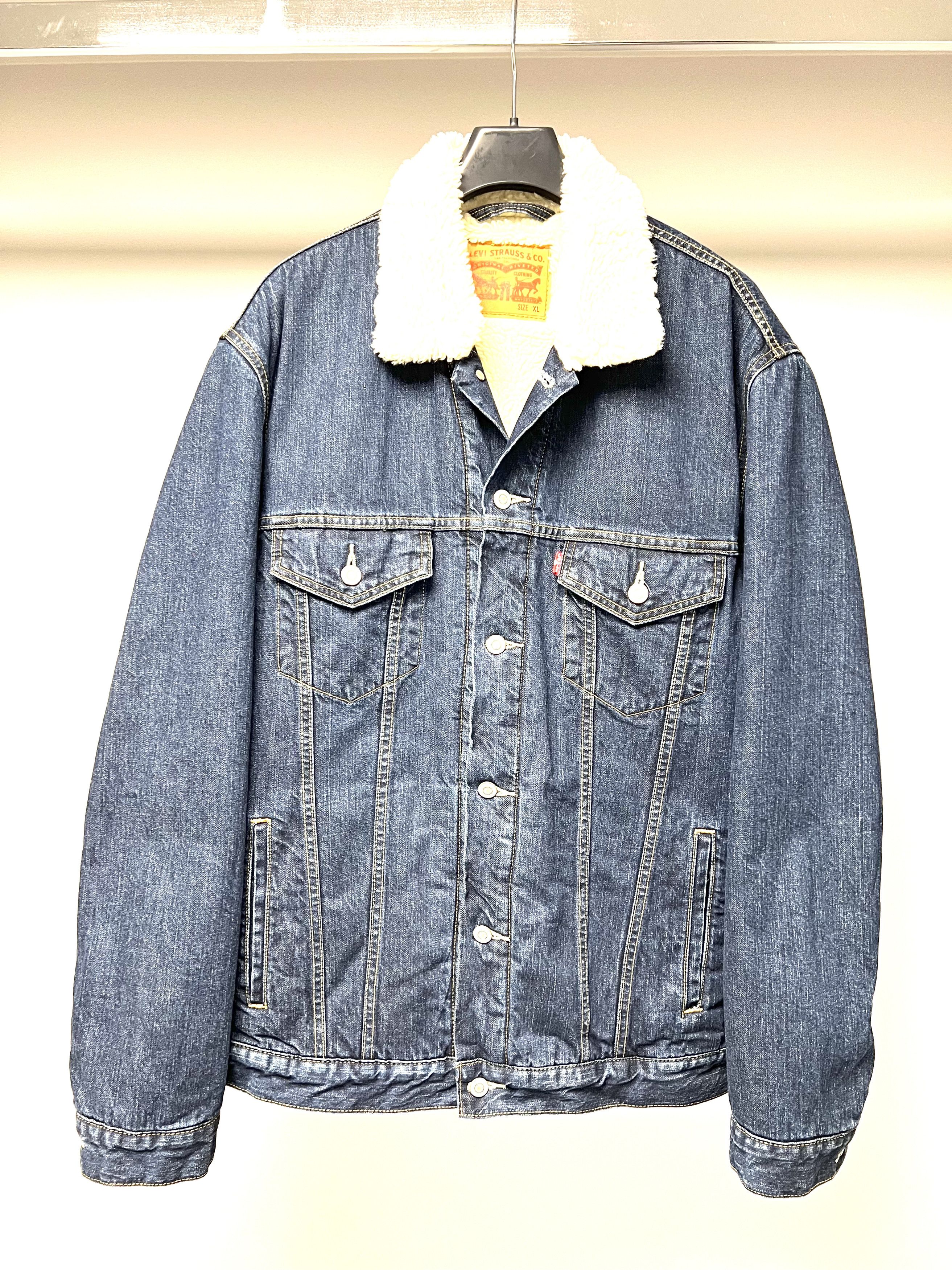 image of Denim Jacket x Levis Levi's Sherpa Lined Denim Trucker Jacket Size XL in Blue, Men's