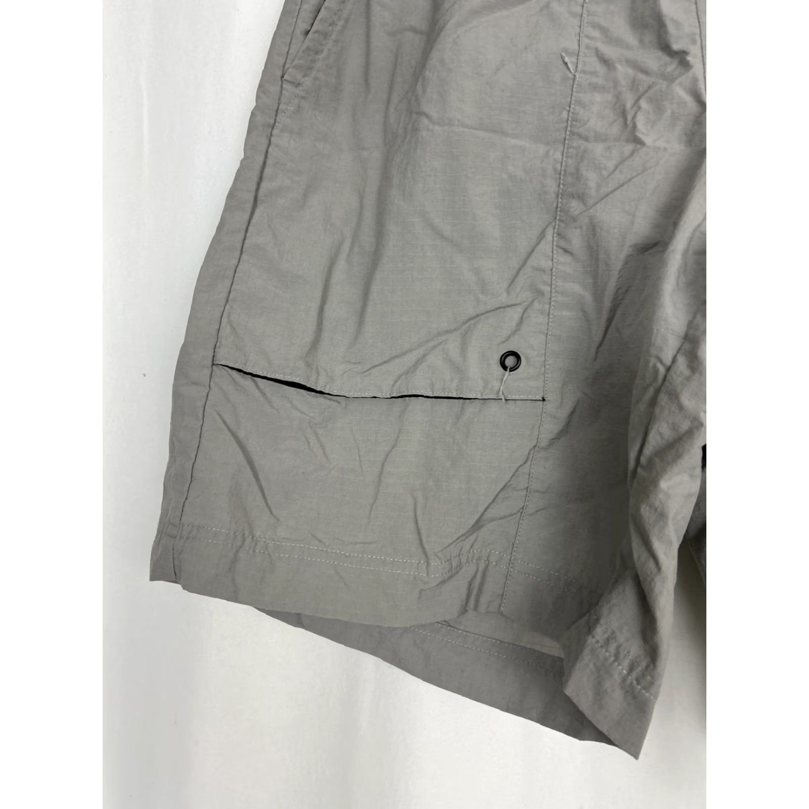 Nike VINTAGE Y2K Nike Line Swim Trunks Gray Mens Large Drawstring Trunks 32x9.5 Size ONE SIZE - 2 Thumbnail