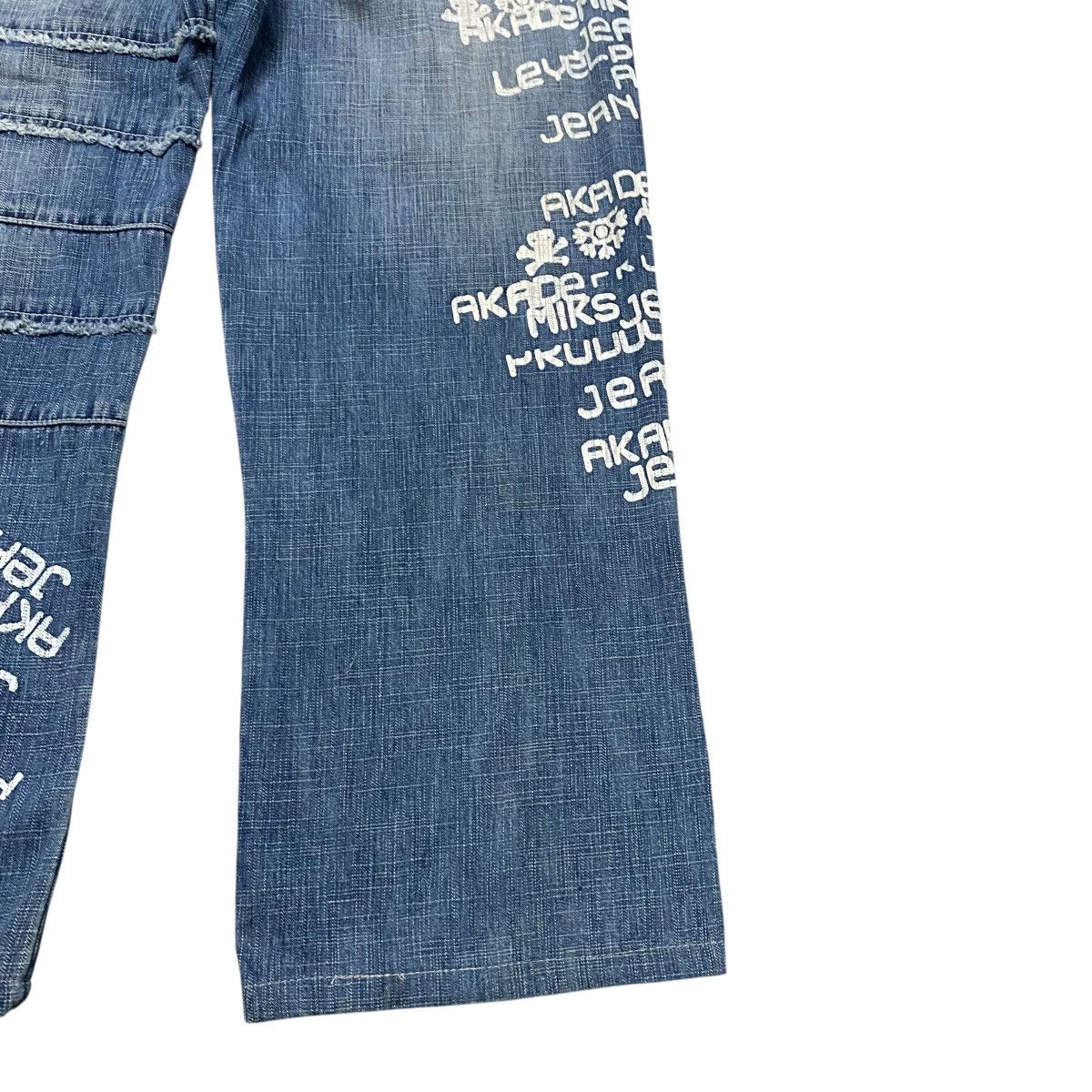 Akademiks Vintage Akademiks Denim Painter Baggy Jeans Size US 35 - 14 Thumbnail