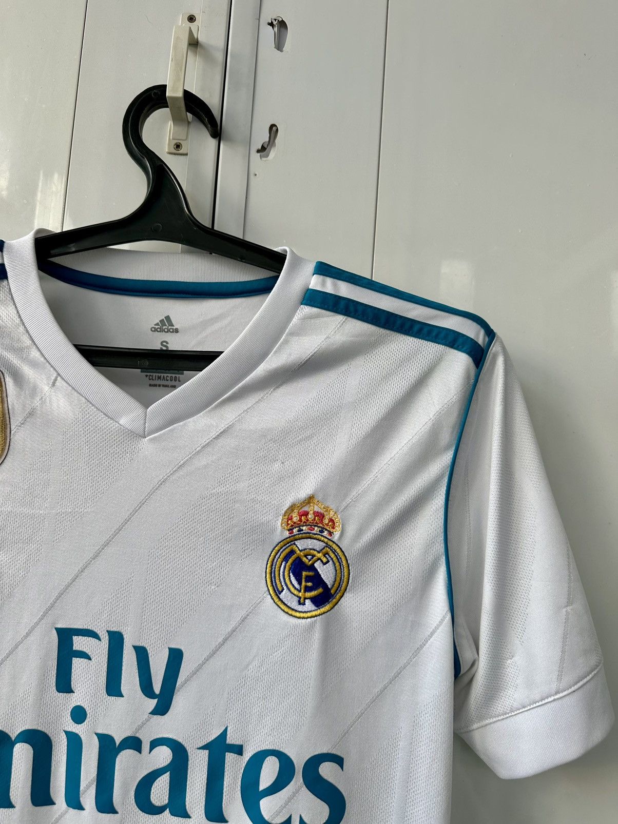 Adidas Real Madrid 2016/2017 Ronaldo Adidas Jersey Size US M / EU 48-50 / 2 - 8 Thumbnail