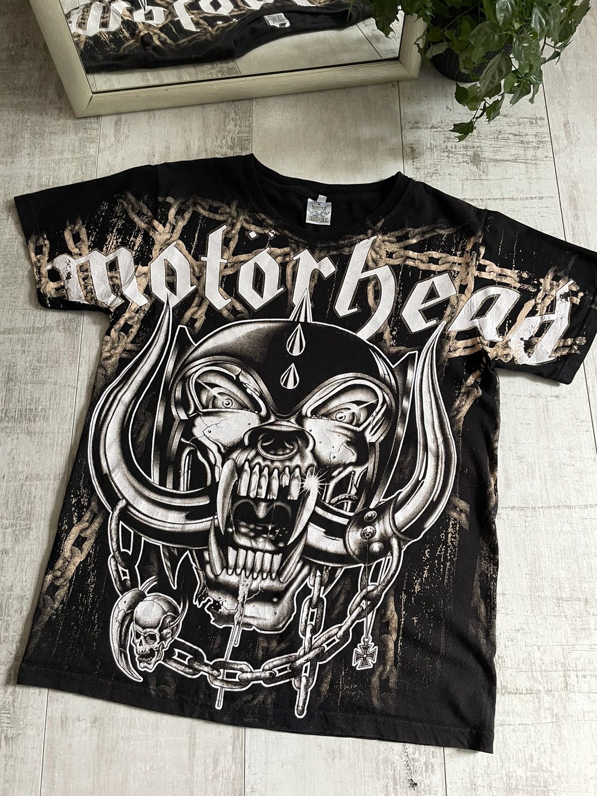 Band Tees Vintage 00’s Motörhead T-Shirt Over Printed Rock Band Size US S / EU 44-46 / 1 - 3 Thumbnail