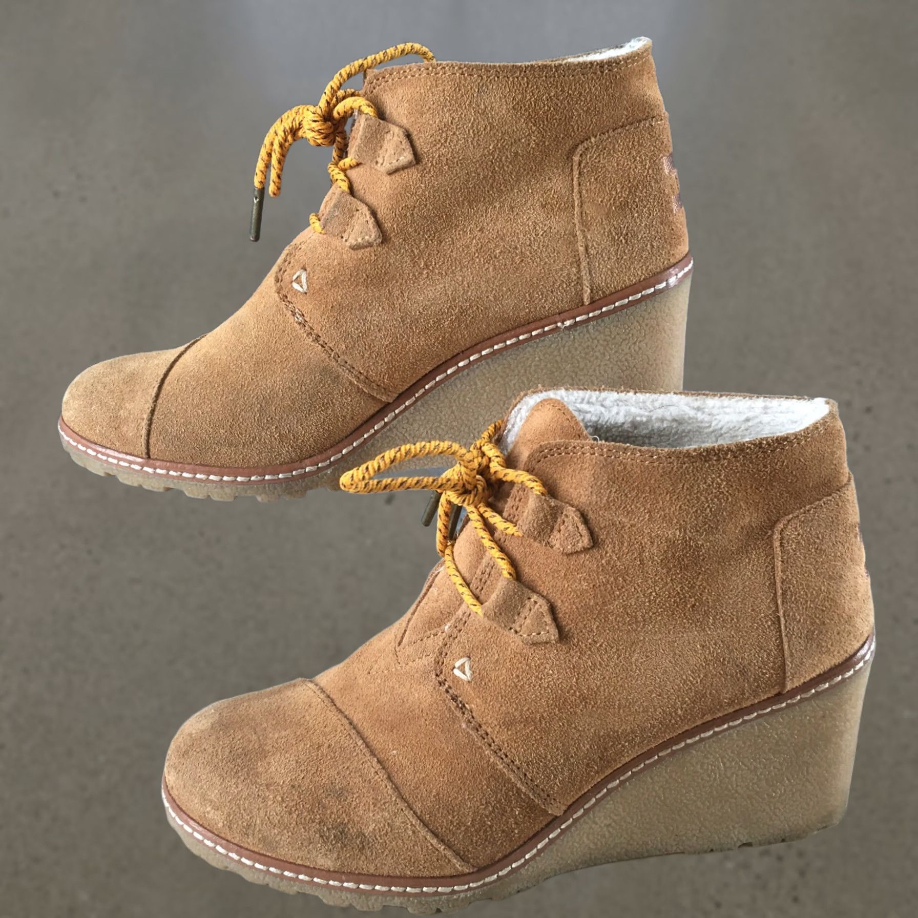 Toms TOMS Winter Snow Boots Womens 7.5 Brown Leather Lace Up Wedge Faux Fur Round Footwear Boots Mens Womens Girls Boys Size US 8 / IT 38 - 1 Thumbnail