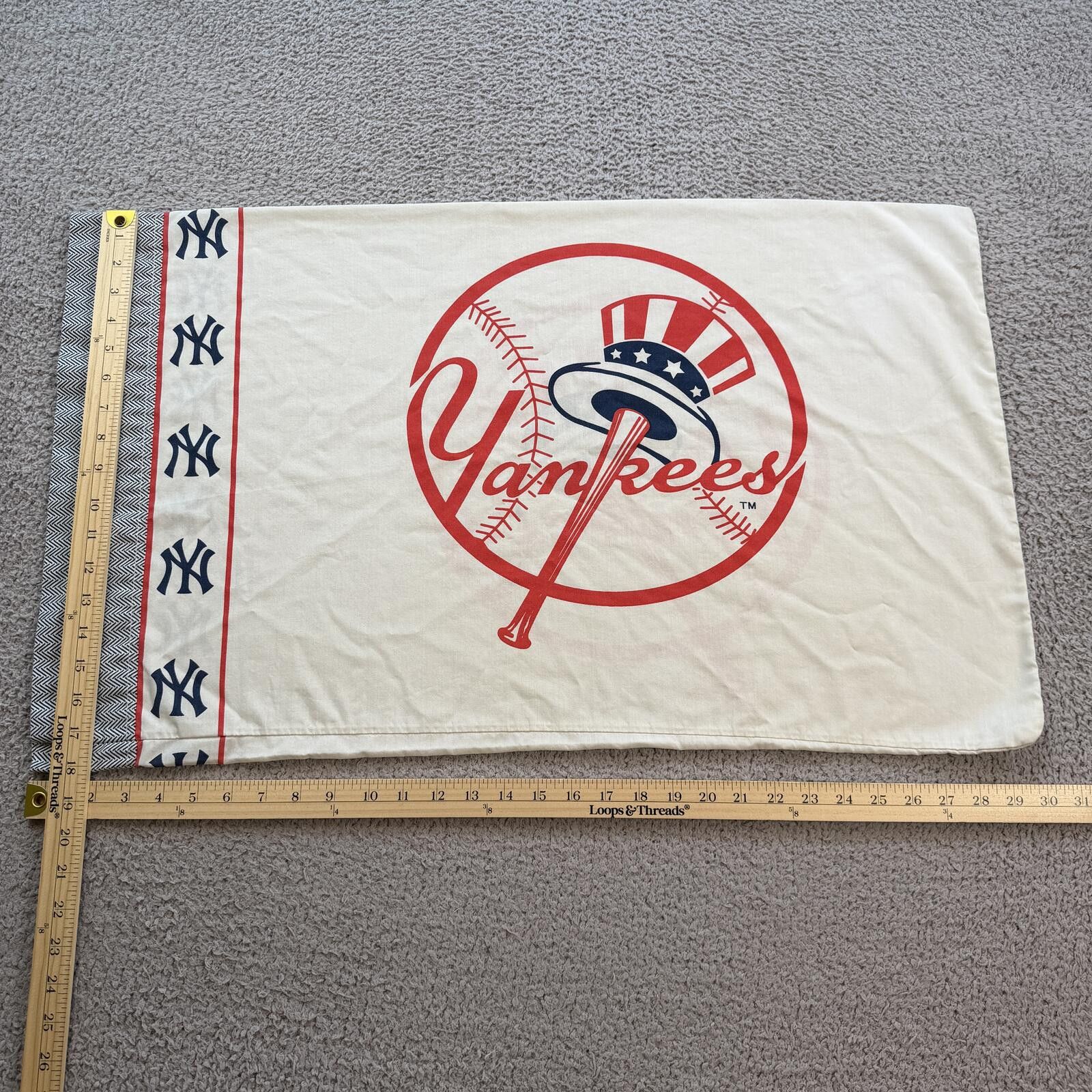 MLB Vintage 1996 New York Yankees Pillowcase MLB Baseball Decor Size ONE SIZE - 3 Thumbnail