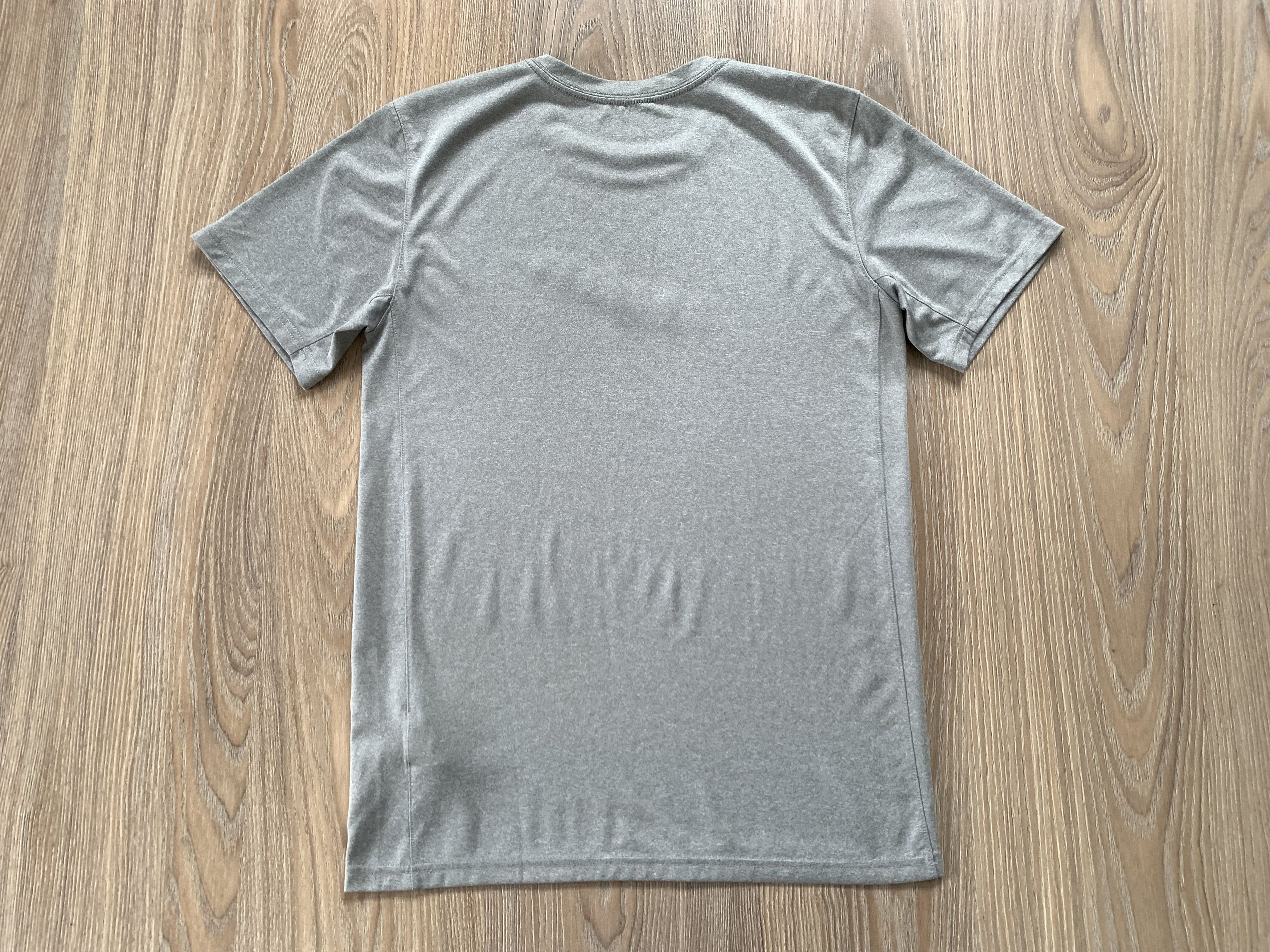 Nike Nike Dri-FIT Grey Swoosh Logo T-Shirt Size US S / EU 44-46 / 1 - 3 Thumbnail
