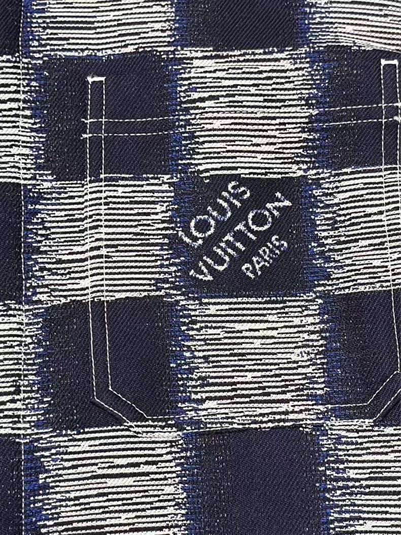 Louis Vuitton LOUIS VUITTON Long Sleeve Casual Jacket-2506 Size US L / EU 52-54 / 3 - 5 Thumbnail