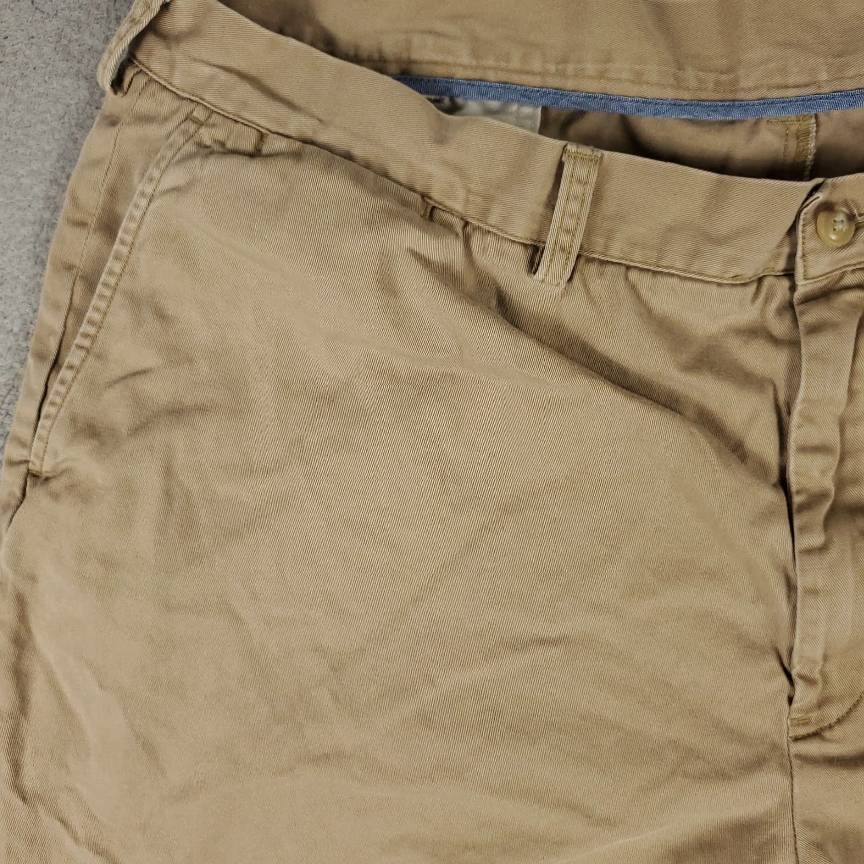 Ralph Lauren VINTAGE Ralph Lauren Shorts Men Size 42 Brown Chino Flat Front Casual Classic Size US 42 / EU 58 - 2 Thumbnail