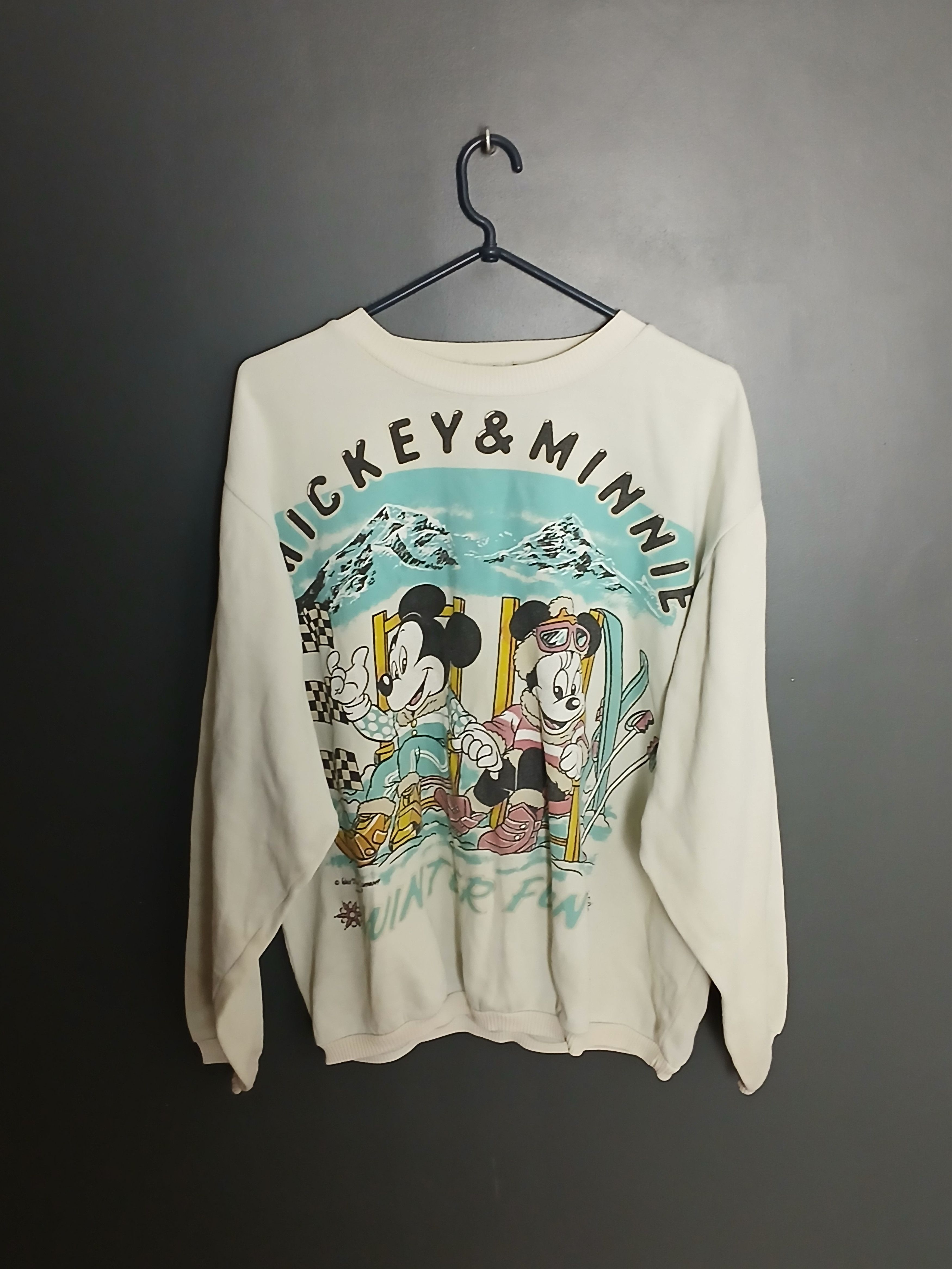 Vintage Disney Mickey Mouse & Minnie Mouse Sweatshirt