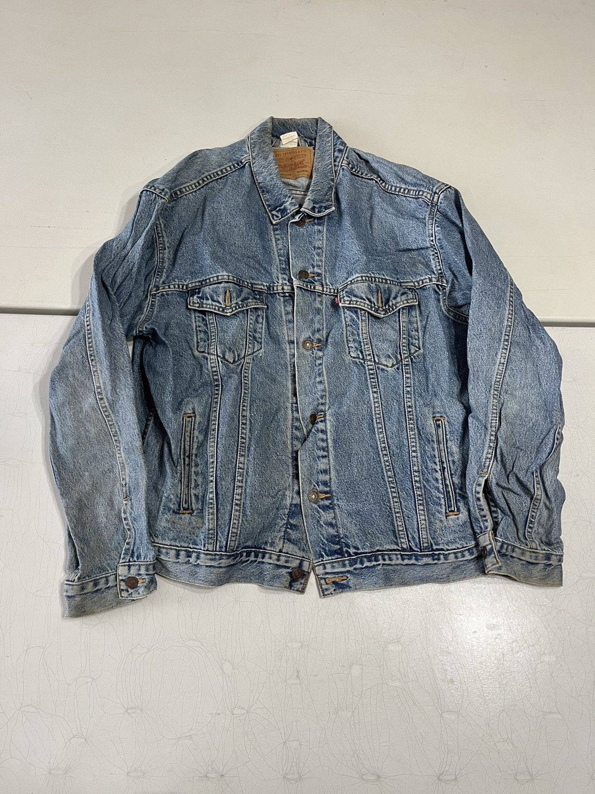 Levi's × Vintage Vintage Levi’s denim trucker jacket Size US XL / EU 56 / 4 - 1 Thumbnail