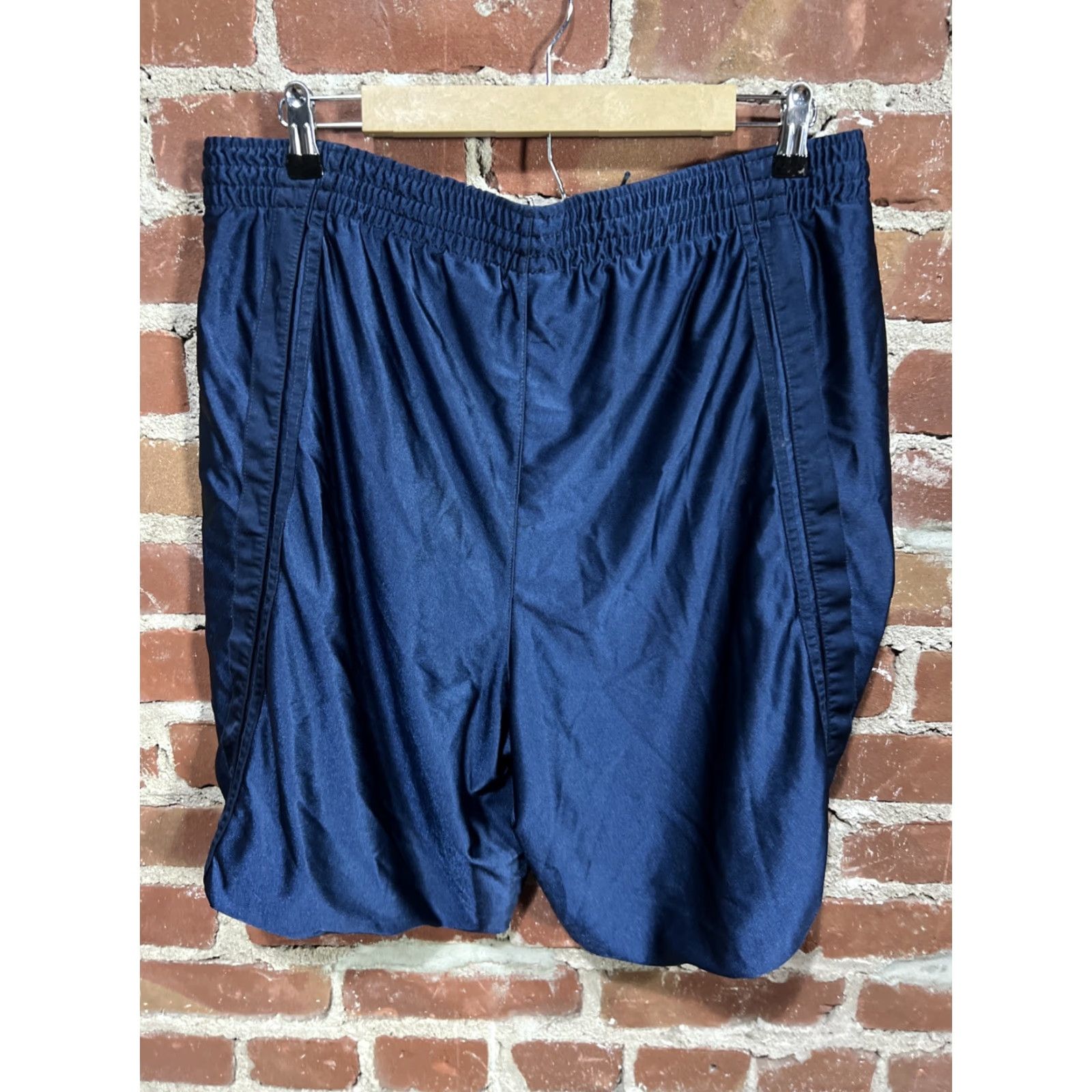 Nike VINTAGE Nike Basketball Shorts Mens L Blue 10” Inseam 90s Shiny Baggy Dazzle Logo Pockets Drawstring Size US 33 - 4 Thumbnail