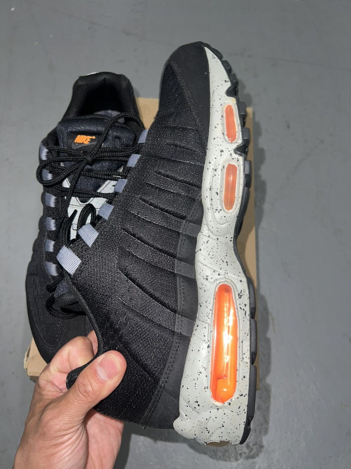 Nike Nike Air Max 95 Em Honolulu Size US 10.5 / EU 43-44 - 19 Thumbnail