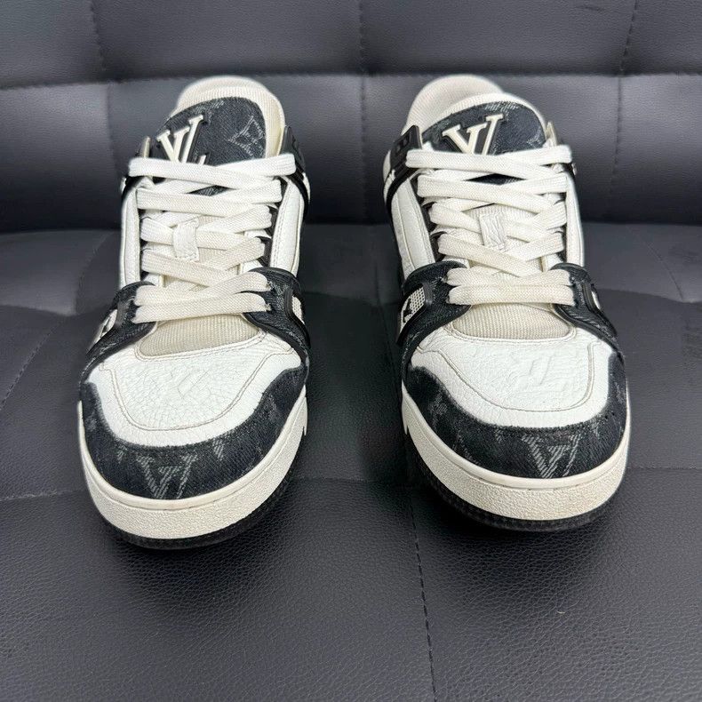 Louis Vuitton Louis Vuitton Men's black and white denim low-cut board sh Size US 6.5 / EU 39-40 - 2 Thumbnail