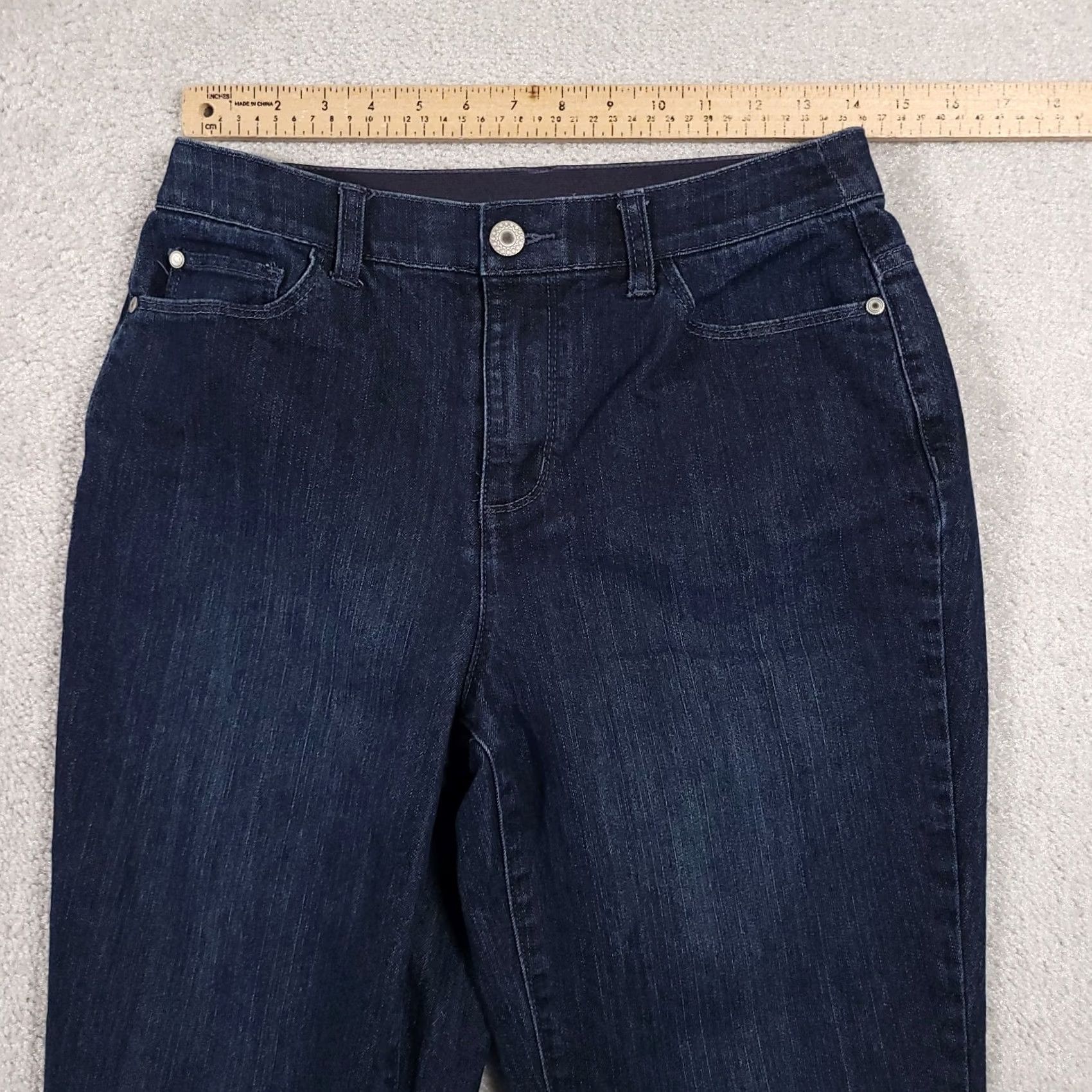 Vintage Christopher & Banks Capri Jeans Women's 4 Regular Denim Dark Wash Elastic Waist 5-Pocket Blue Jeans Size 27" / US 4 / IT 40 - 5 Thumbnail