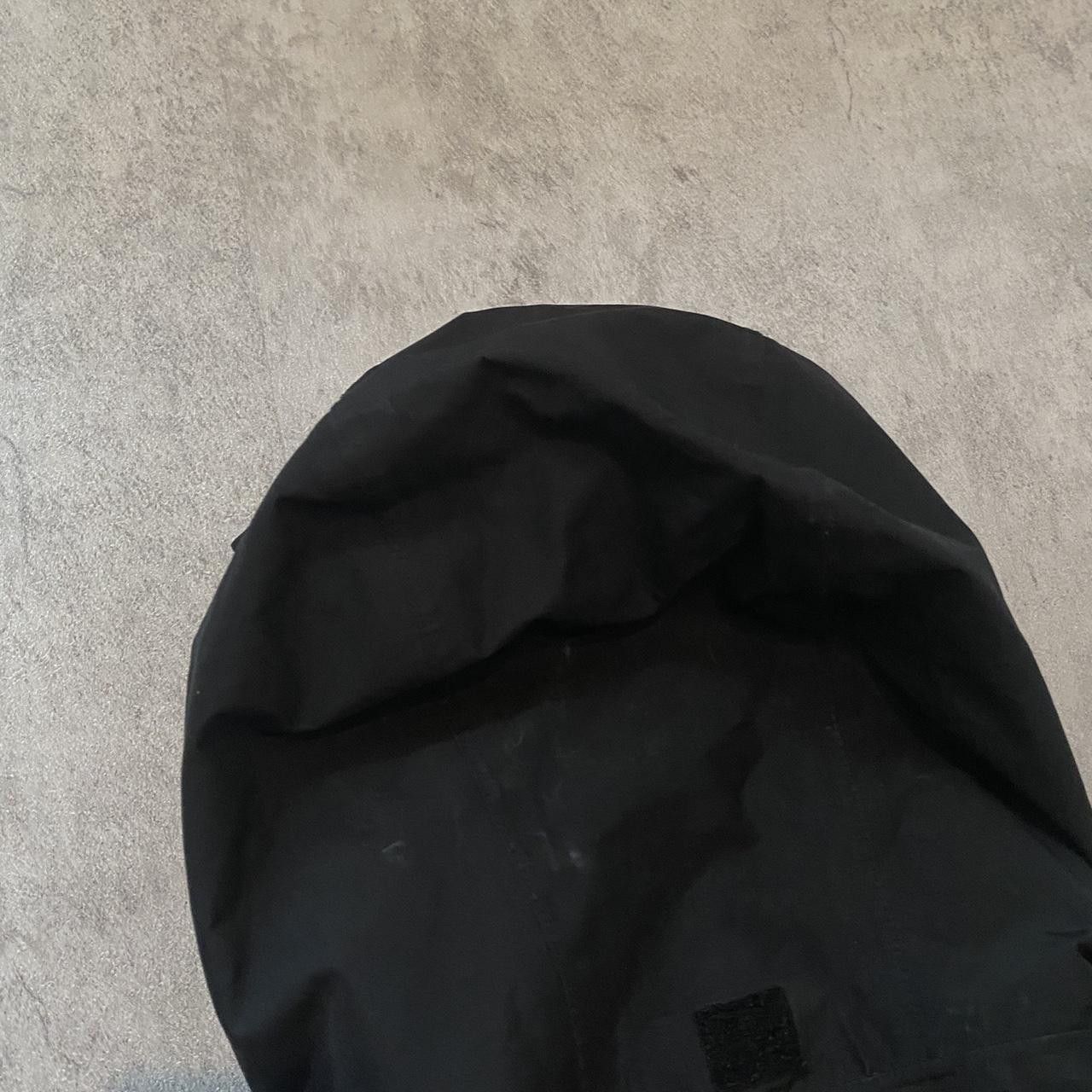 Helly Hansen Black Helly Hansen rain jacket #streetwear Size US XS / EU 42 / 0 - 6 Thumbnail