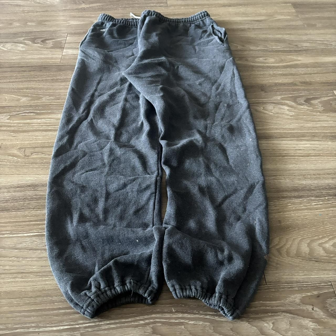 Russell Athletic Crazy Vintage Y2K/2000s Grey Russell Essential Sweatpants! Size XL Size US 36 / EU 52 - 3 Thumbnail