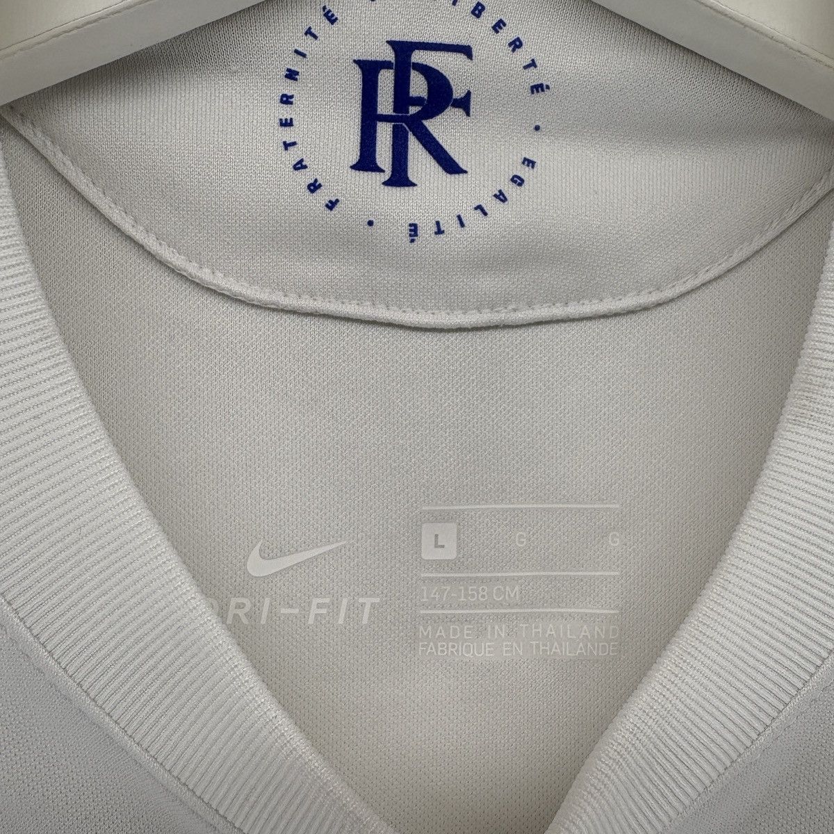 Nike France 2020 Away Youth Nike Football Soccer Jersey Kit Juve Size US XS / EU 42 / 0 - 4 Thumbnail