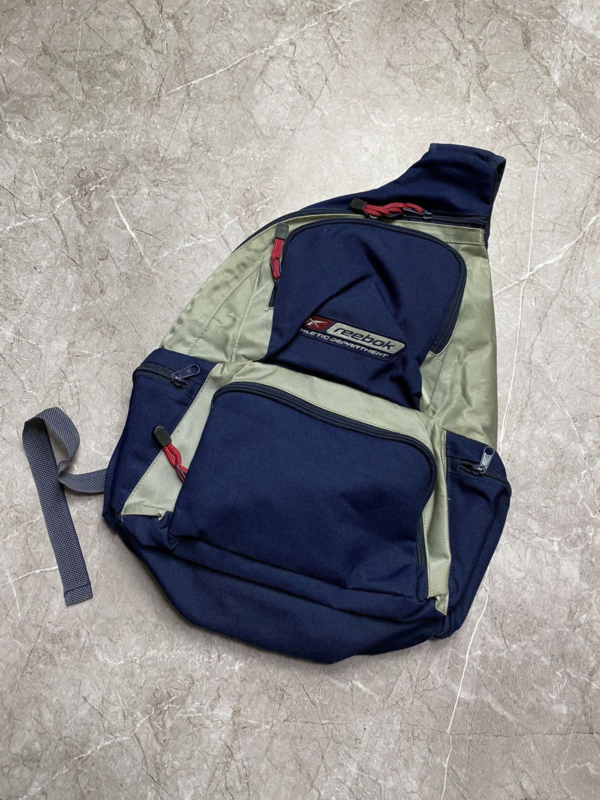 Reebok × Vintage Vintage Gorpcore Reebok Biegi Sling Bag Size ONE SIZE - 3 Thumbnail
