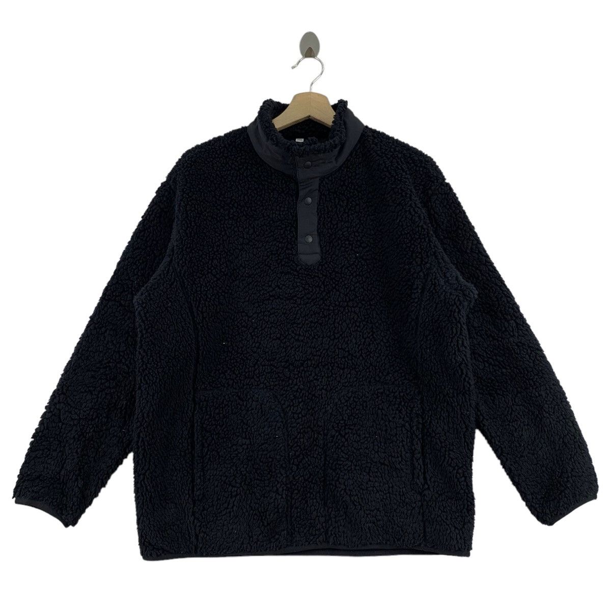 Uniqlo × White Mountaineering WHITE MOUNTAINEERING x UNIQLO Sherpa Fleece Black Sweatshirt Size US M / EU 48-50 / 2 - 1 Thumbnail