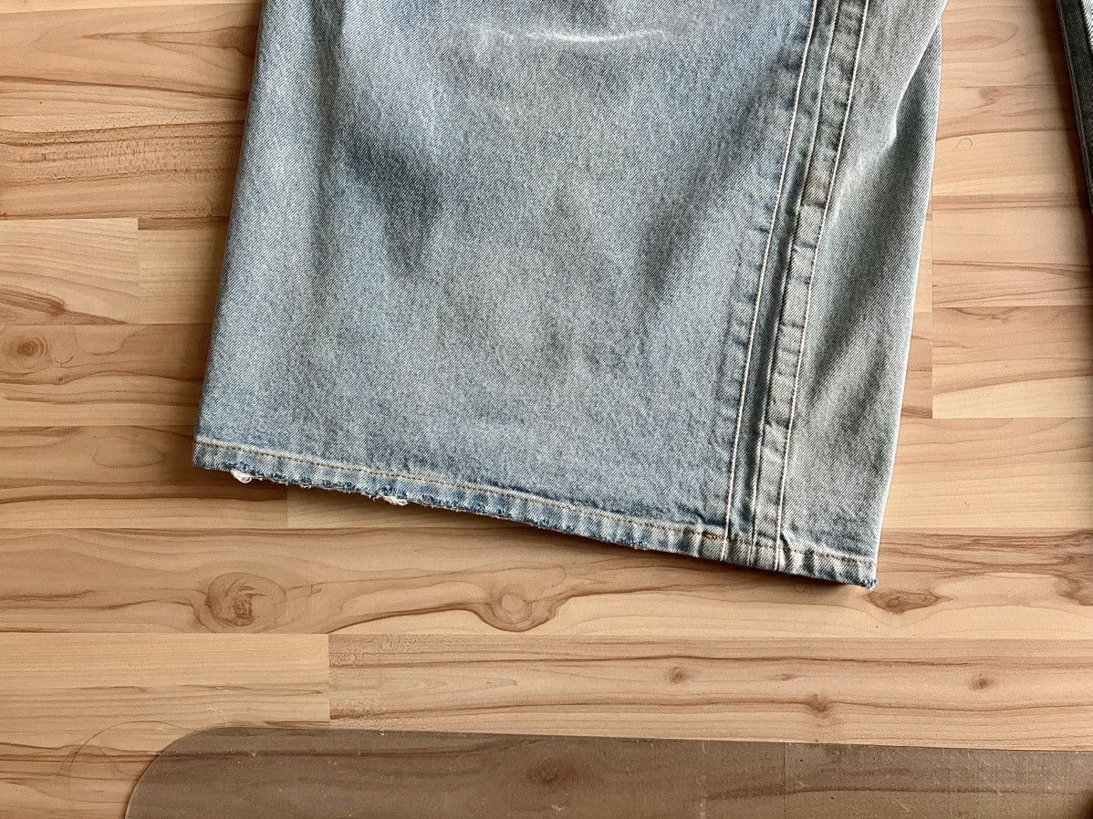 Vetements Vetements: Big Shape Jeans Light/ Ice Blue Size US 31 - 7 Thumbnail