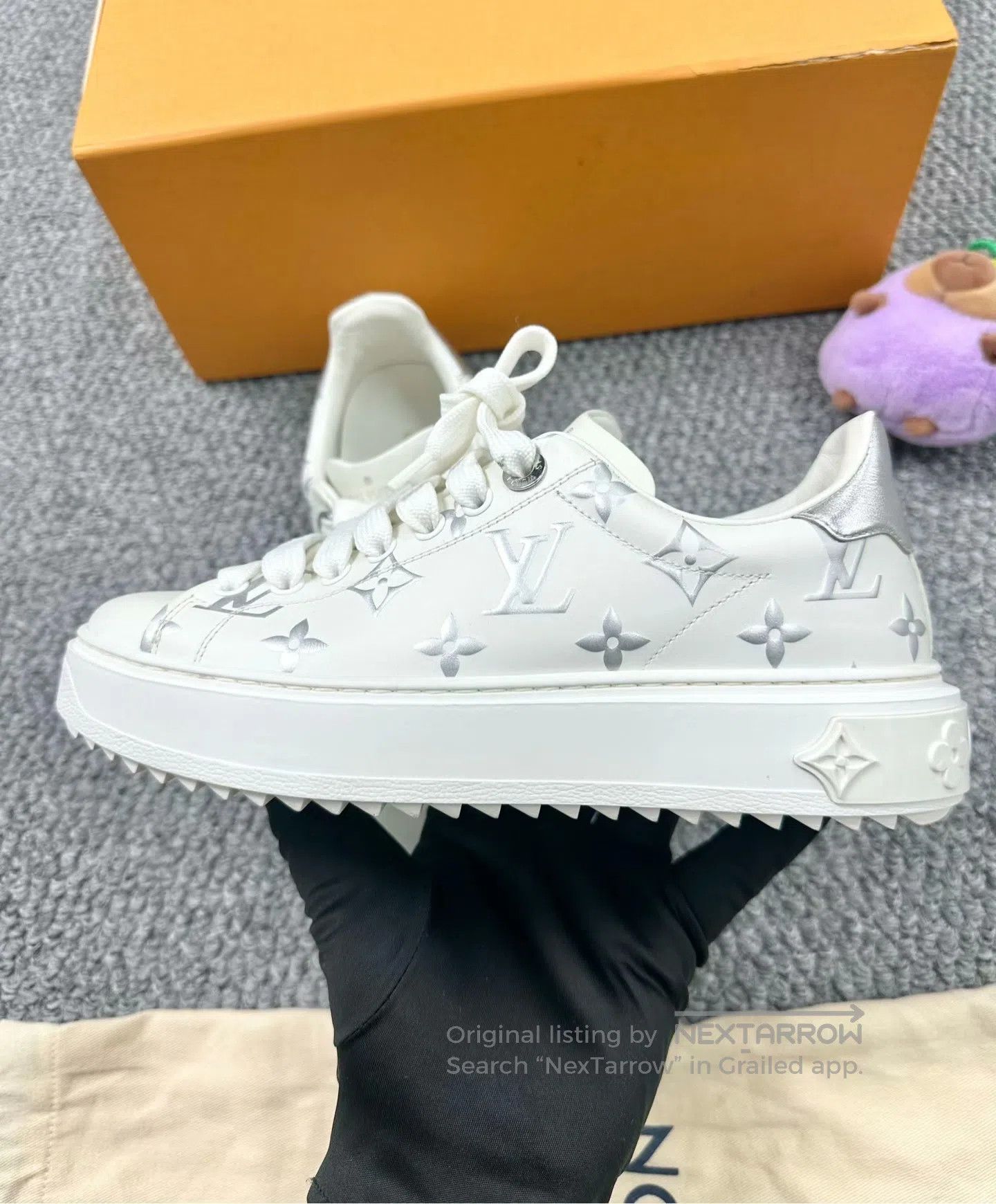Louis Vuitton Louis Vuitton White Monogrammed Logo Leisure Sneakers| Size US 5.5 / IT 35.5 - 4 Thumbnail