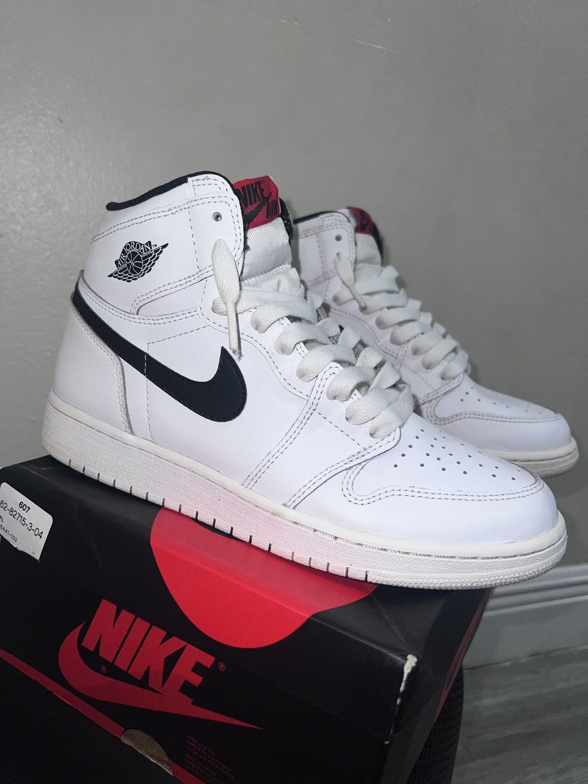 Jordan Brand Air Force Jordan 1 OG High Yin Yang Size US 7 / EU 40 - 3 Thumbnail