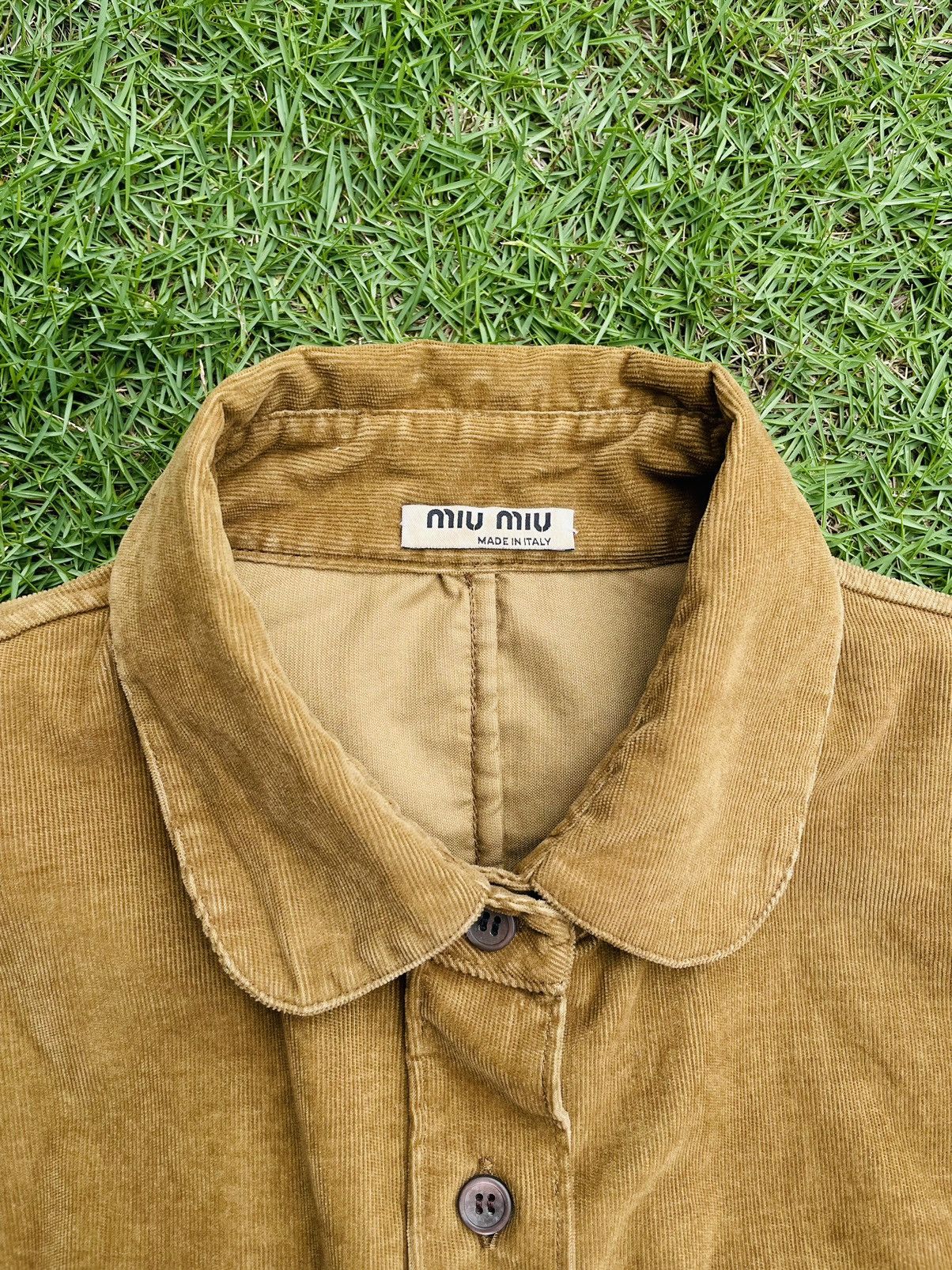 Miu Miu 🔥MIU MIU Iconic Corduroy Shirt🔥 Size M / US 6-8 / IT 42-44 - 4 Thumbnail
