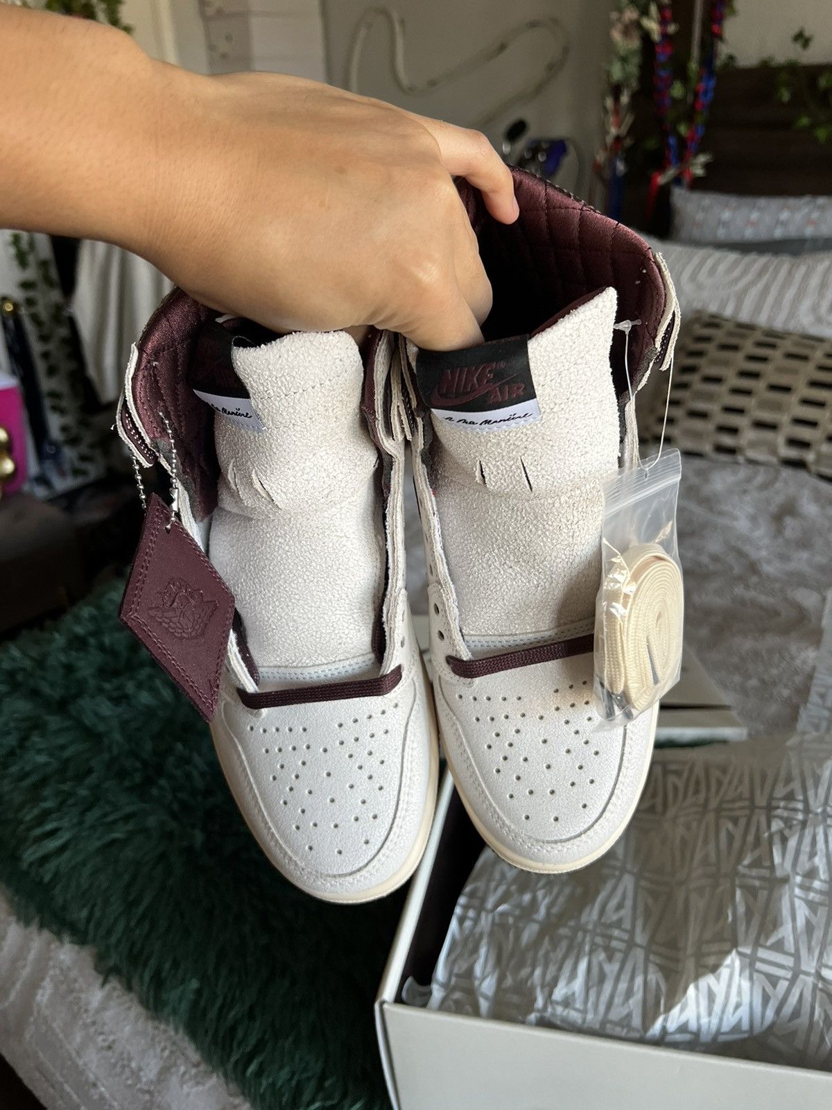 Jordan Brand A Ma Maniére x Air Jordan 1 High OG ‘Airness’ Size 8 Size US 8 / EU 41 - 2 Thumbnail