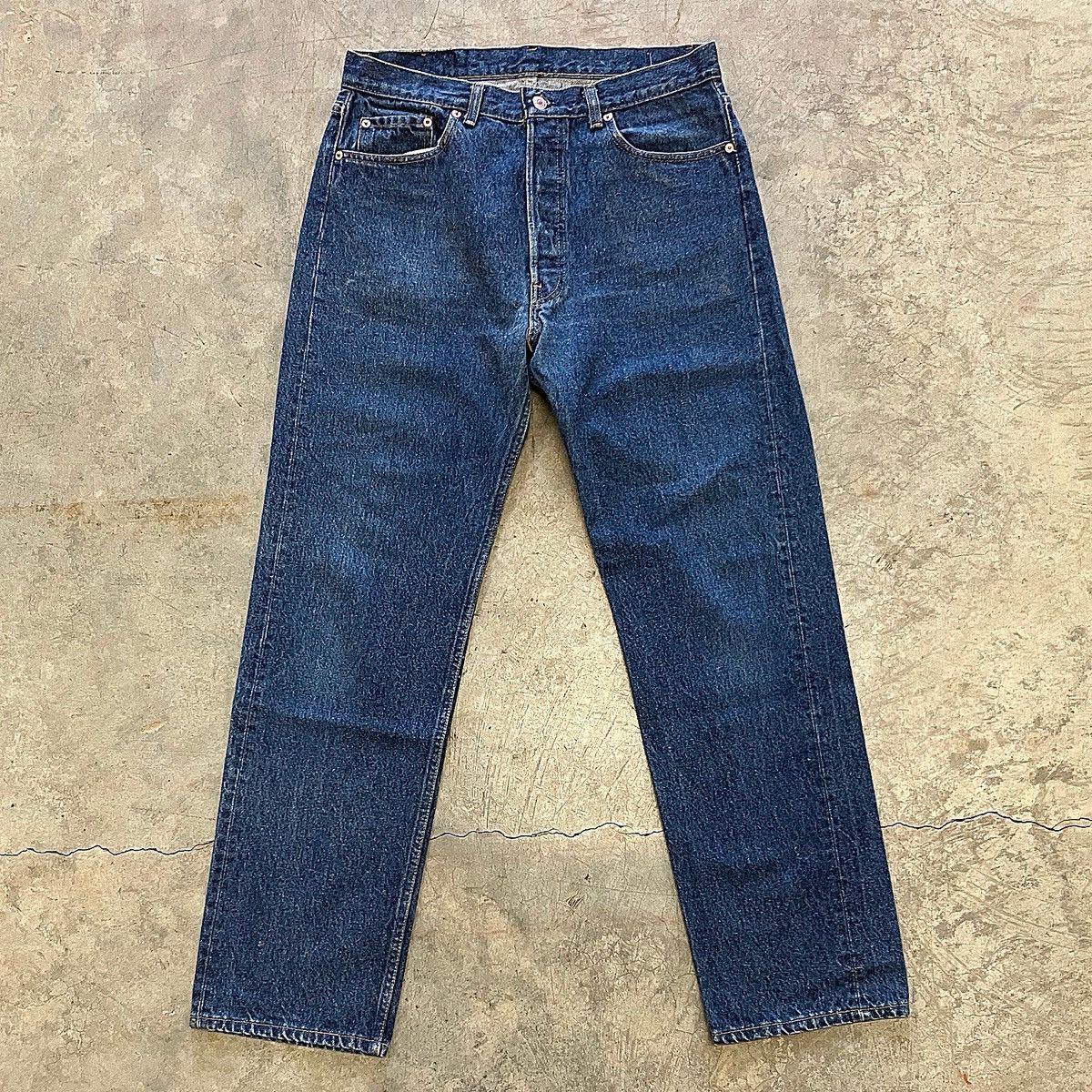 Vintage Vintage Levi's Jeans Size US 30 / EU 46 - 2 Thumbnail