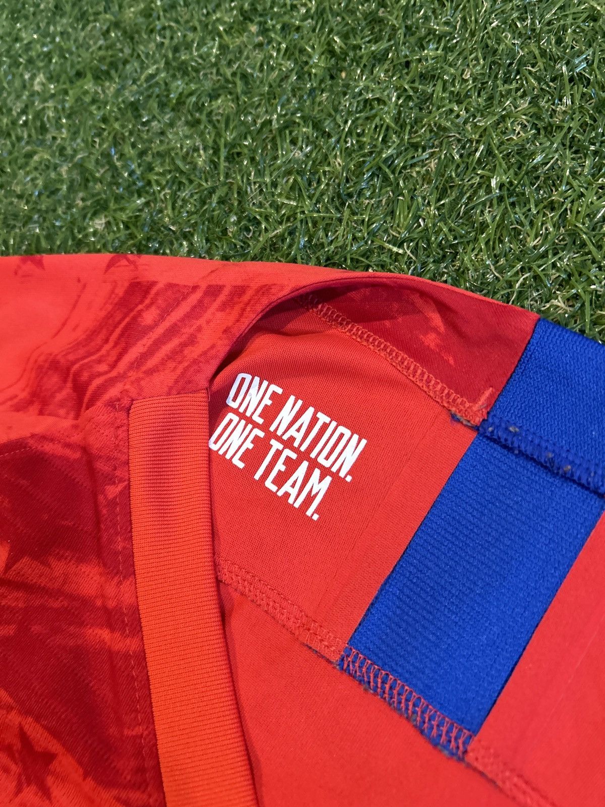 Nike 19/20 USA Away Shirt Size US L / EU 52-54 / 3 - 10 Thumbnail